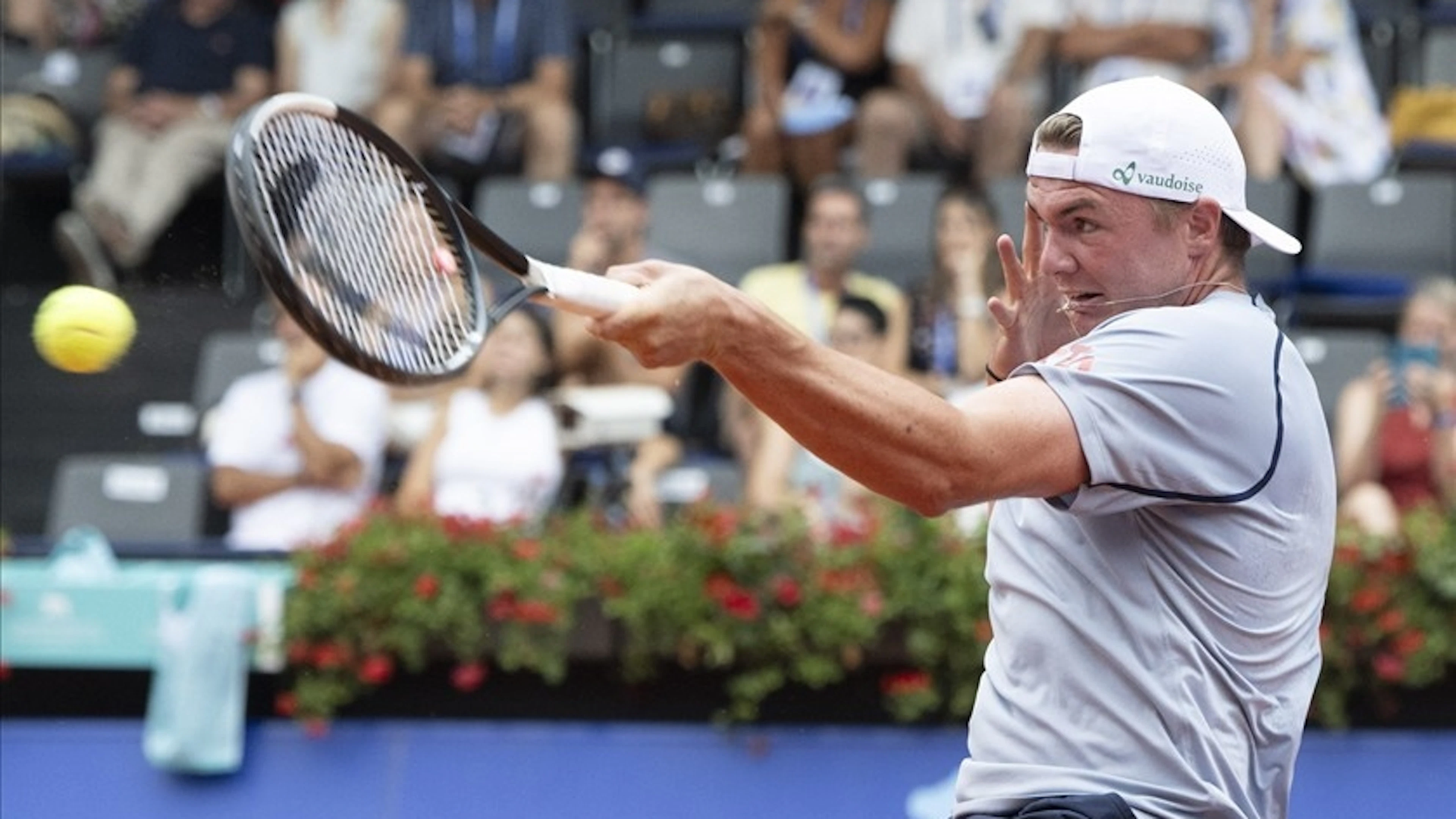 Exploit di Stricker al debutto a Gstaad