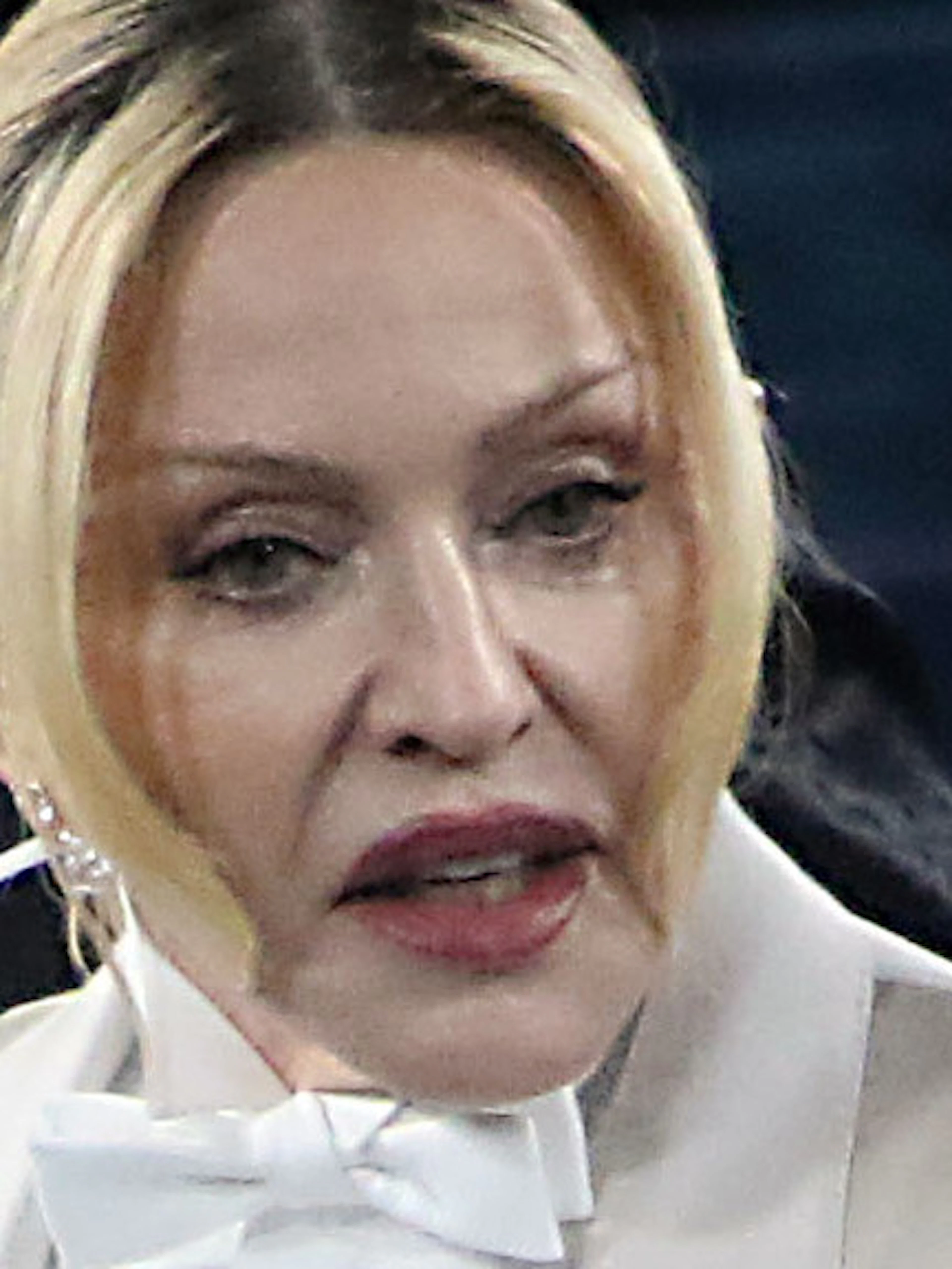 Madonna renoue avec la première place dans les charts