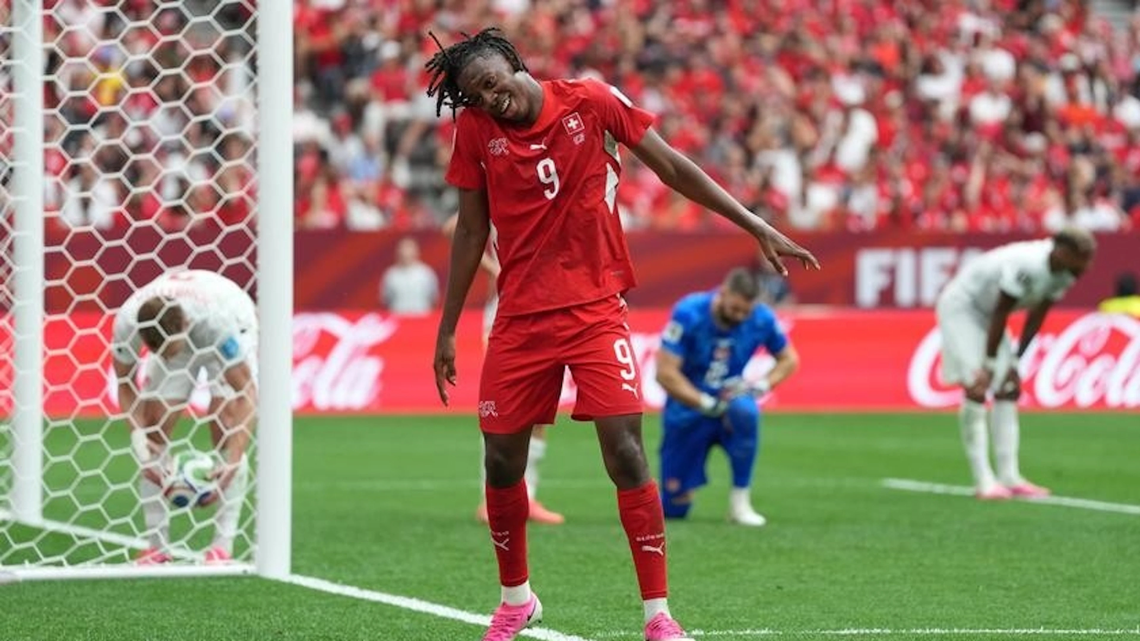Manzambi giocherà con l'Aston Villa