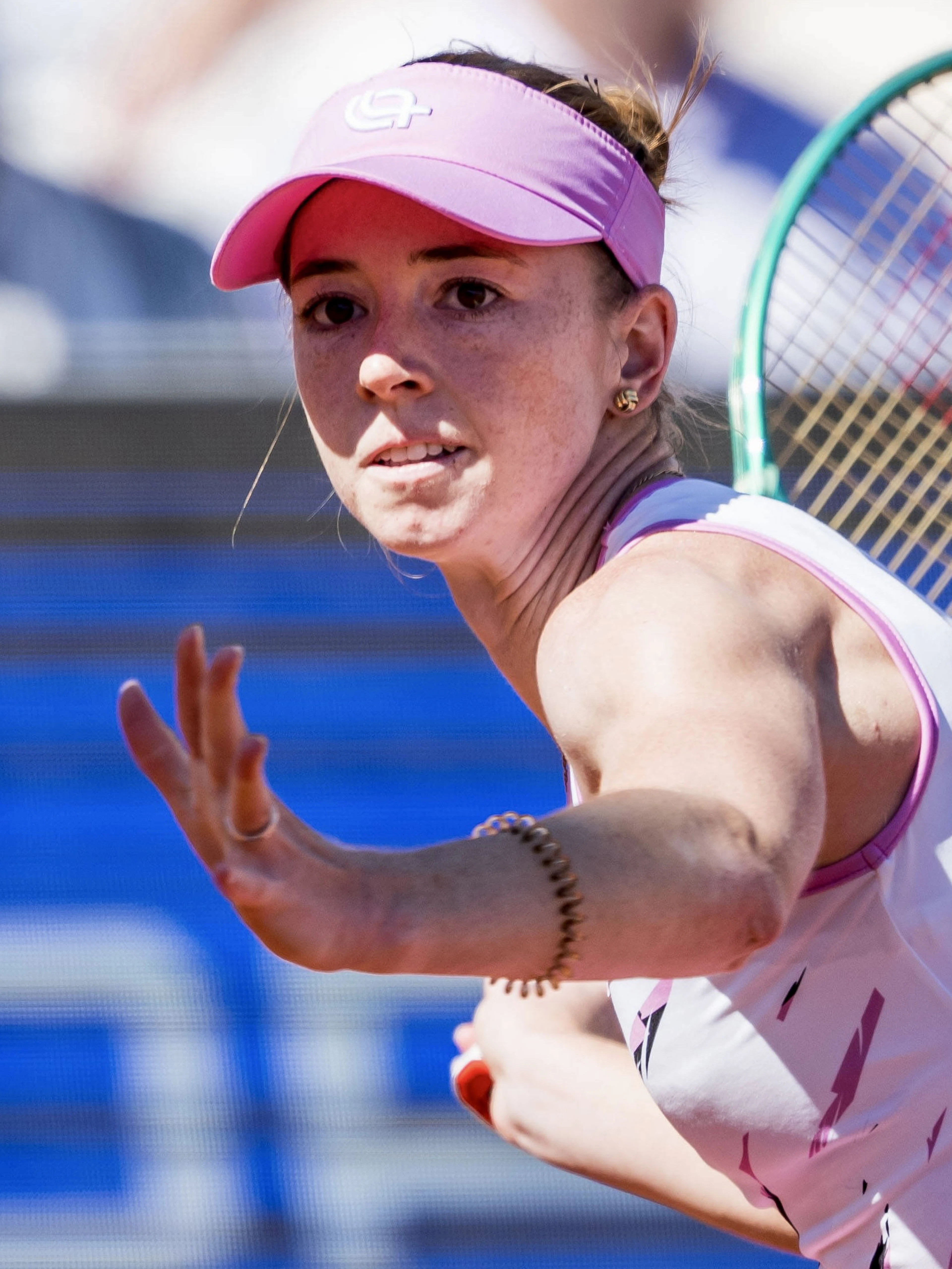 Deux jours après sa finale, Simona Waltert retombe sur terre