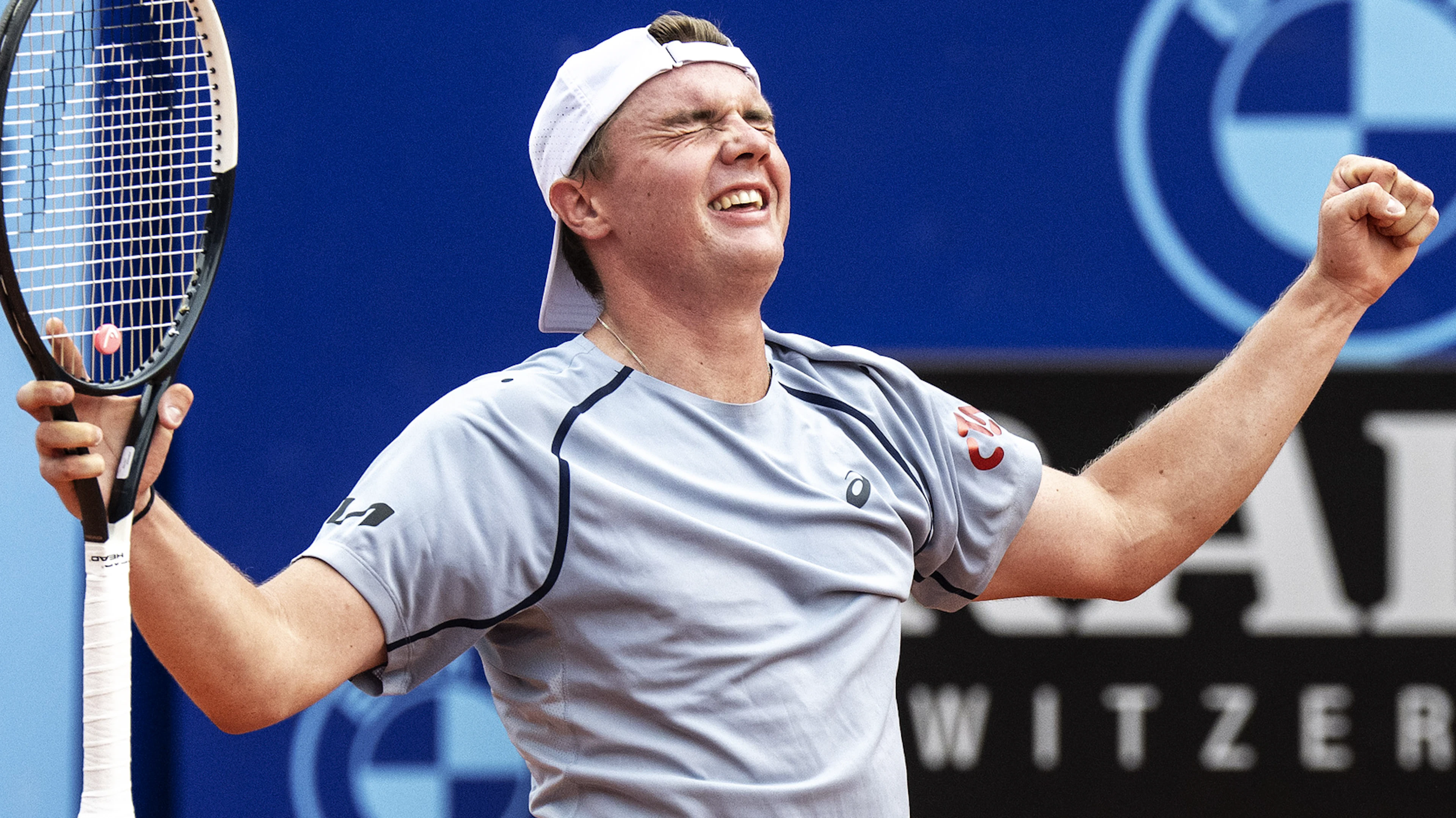 Dominic Stricker a brillamment remporté son premier tour au Swiss Open à Gstaad lundi.