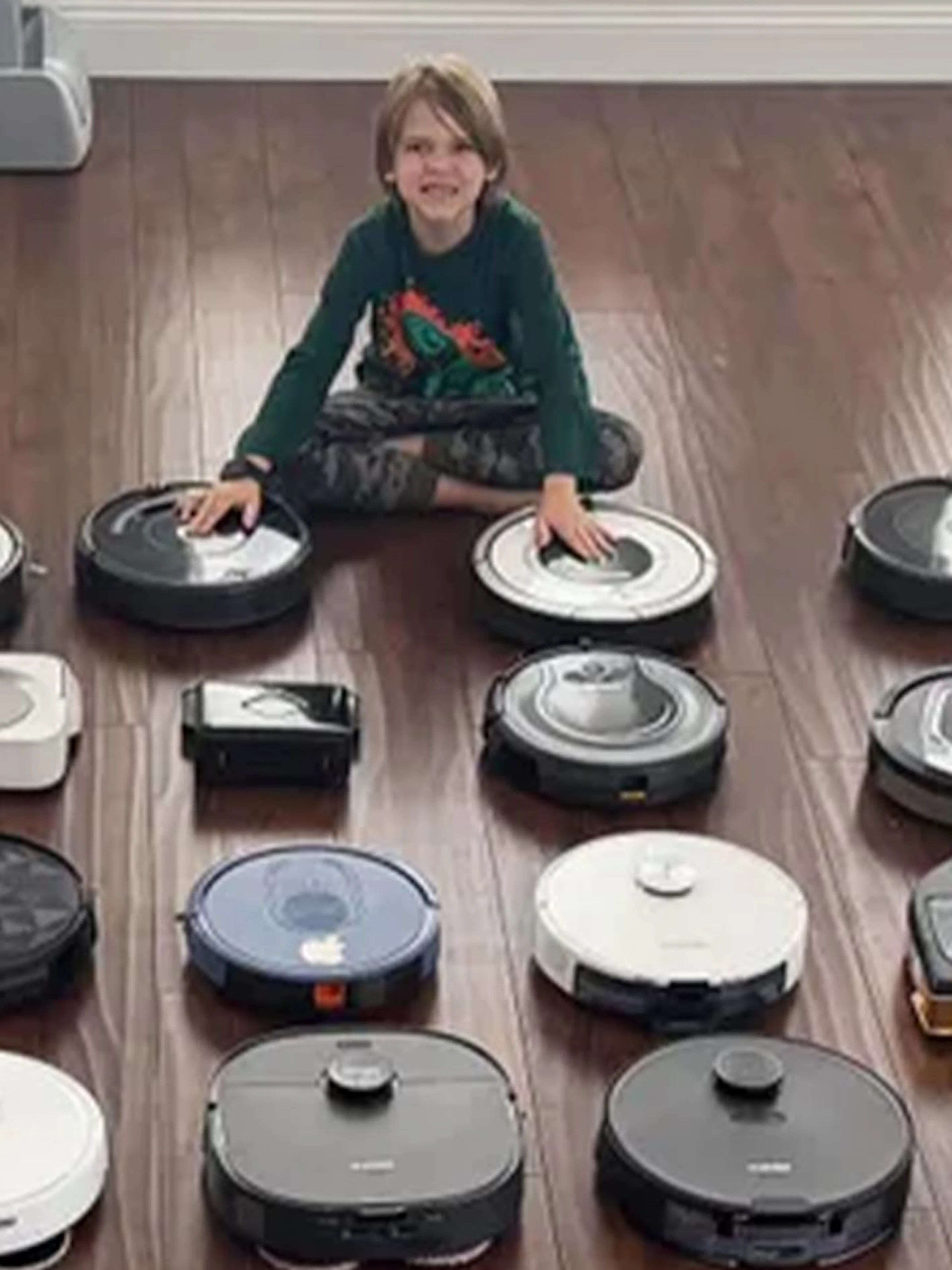 Bub (8) wird mit ungewöhnlichem Hobby zum Internetstar