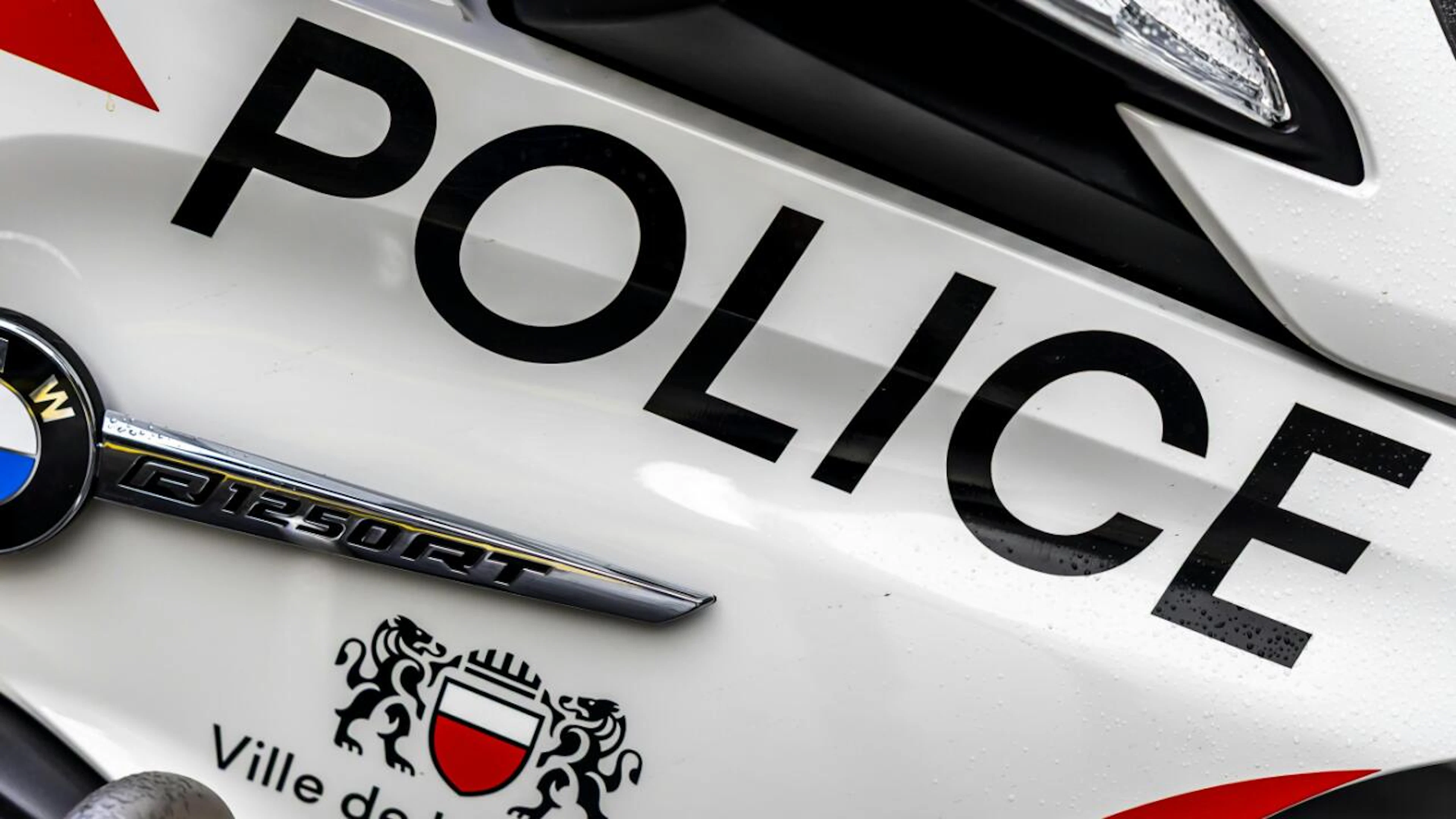 Homme au t-shirt «Antifa» agressé à Vidy: quatre personnes interpellées