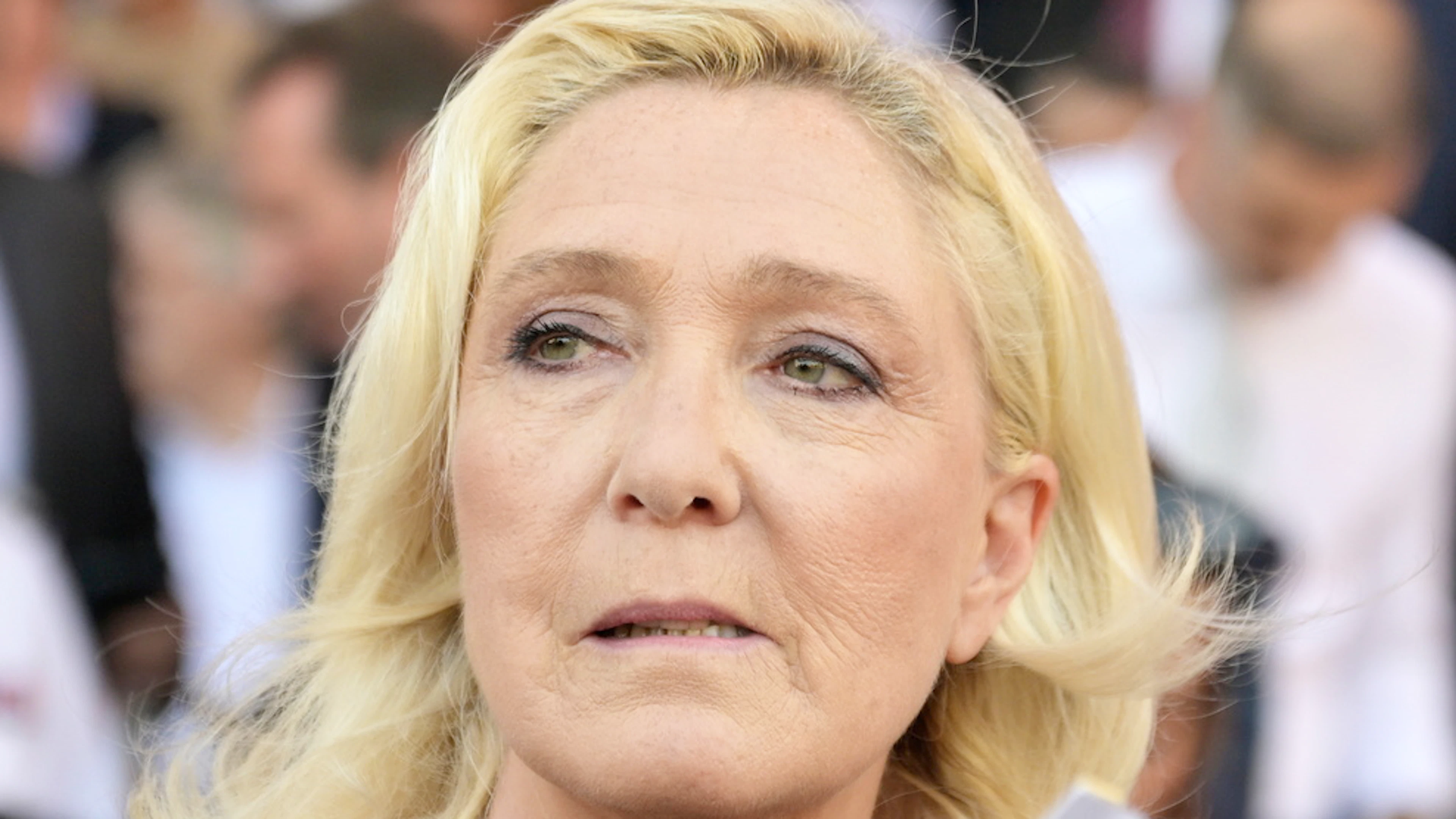 «Parasitisme» - Les hostilités sont lancées entre Gabriel Attal et Marine Le Pen