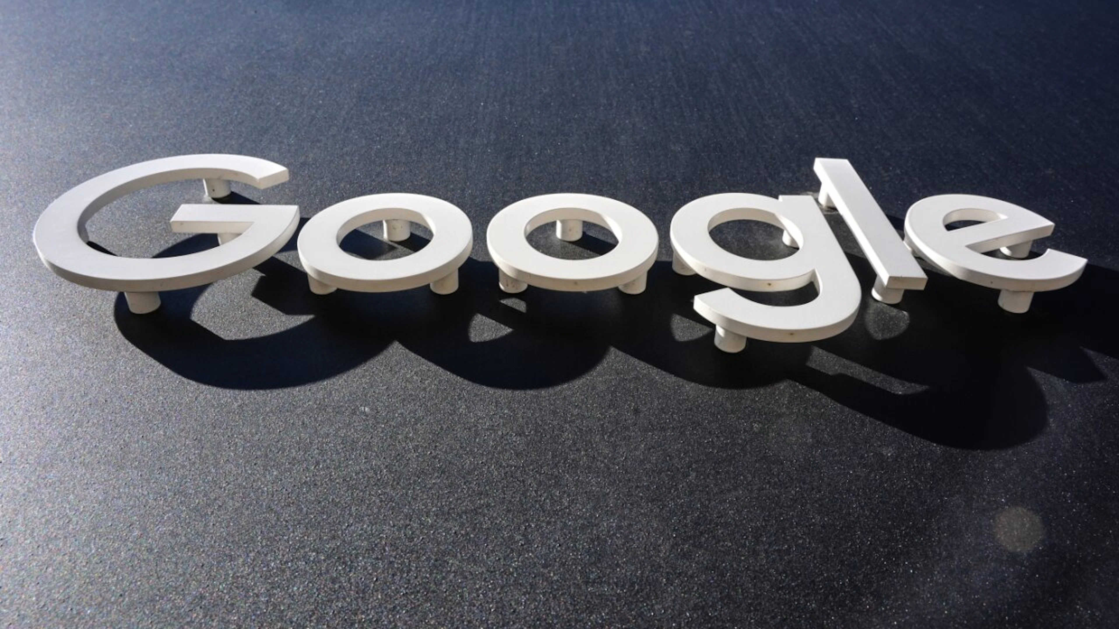 Google poursuivi par des maisons d'édition
