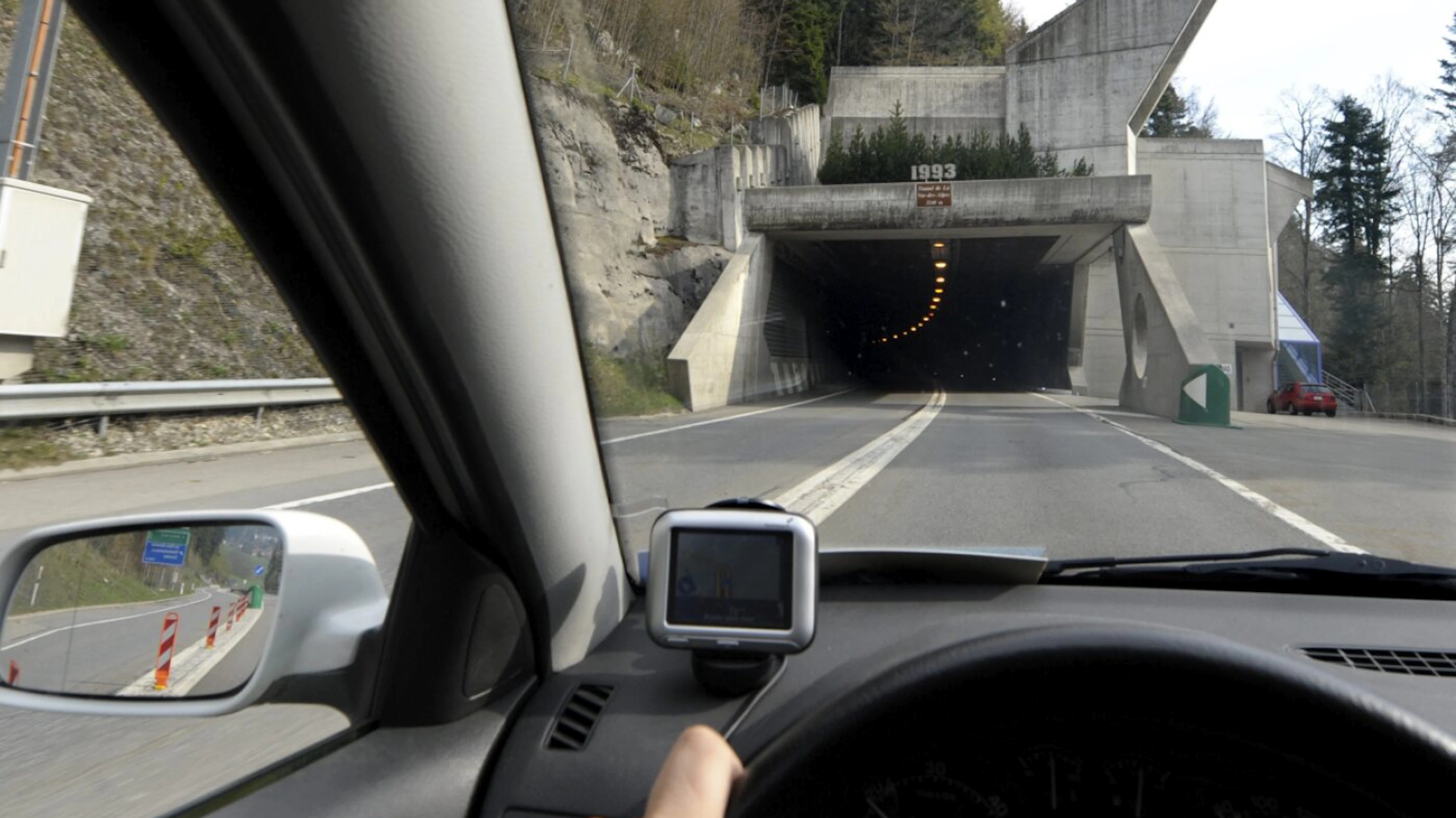 Neuchâtel: un automobiliste flashé à 140 km/h sur une route à 80
