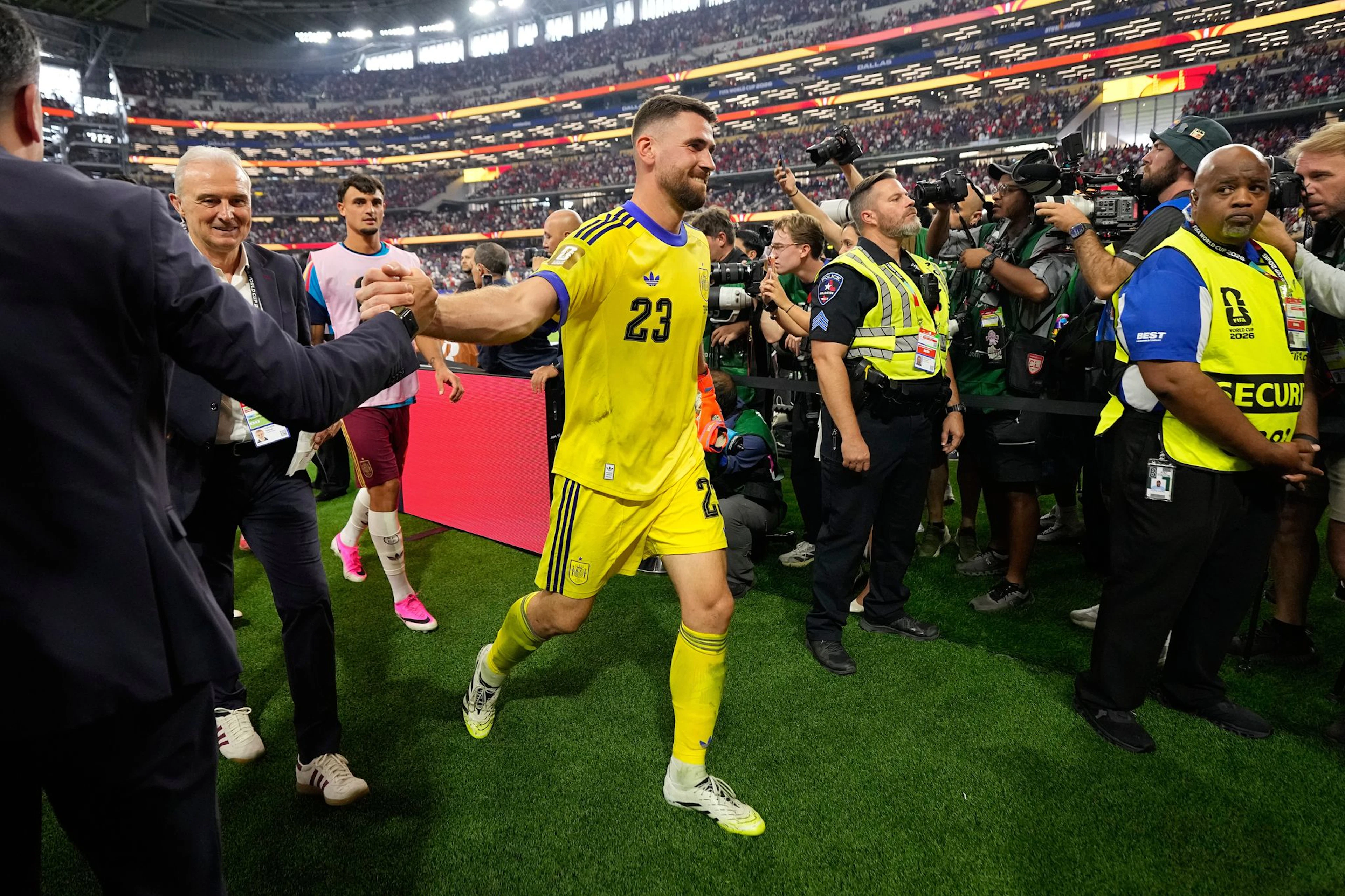 Unai Simon ist nicht unumstritten in Spanien – und dennoch WM-Rekordhalter.