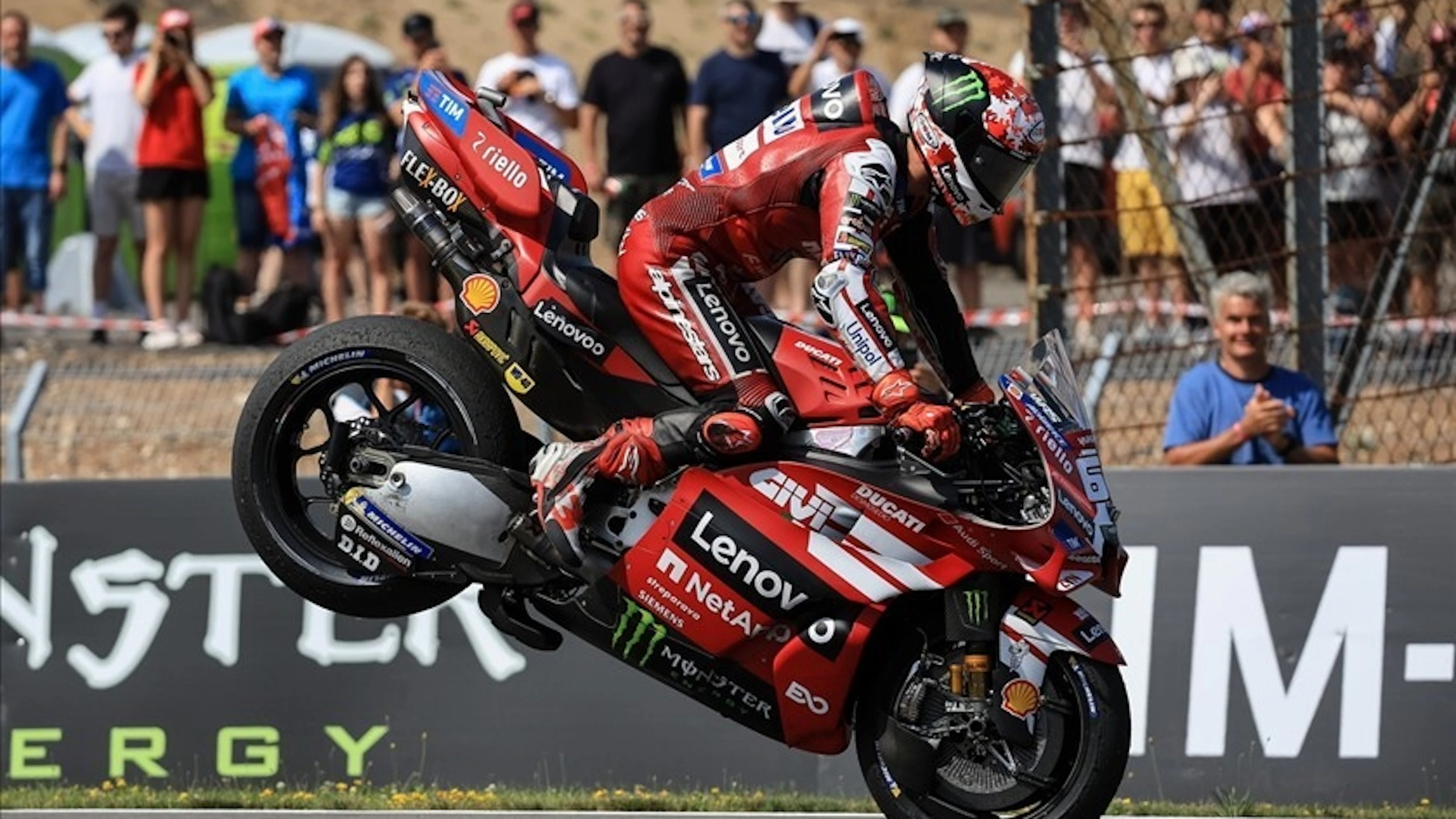 Bagnaia operato all'avambraccio, dovrebbe esserci a Silverstone