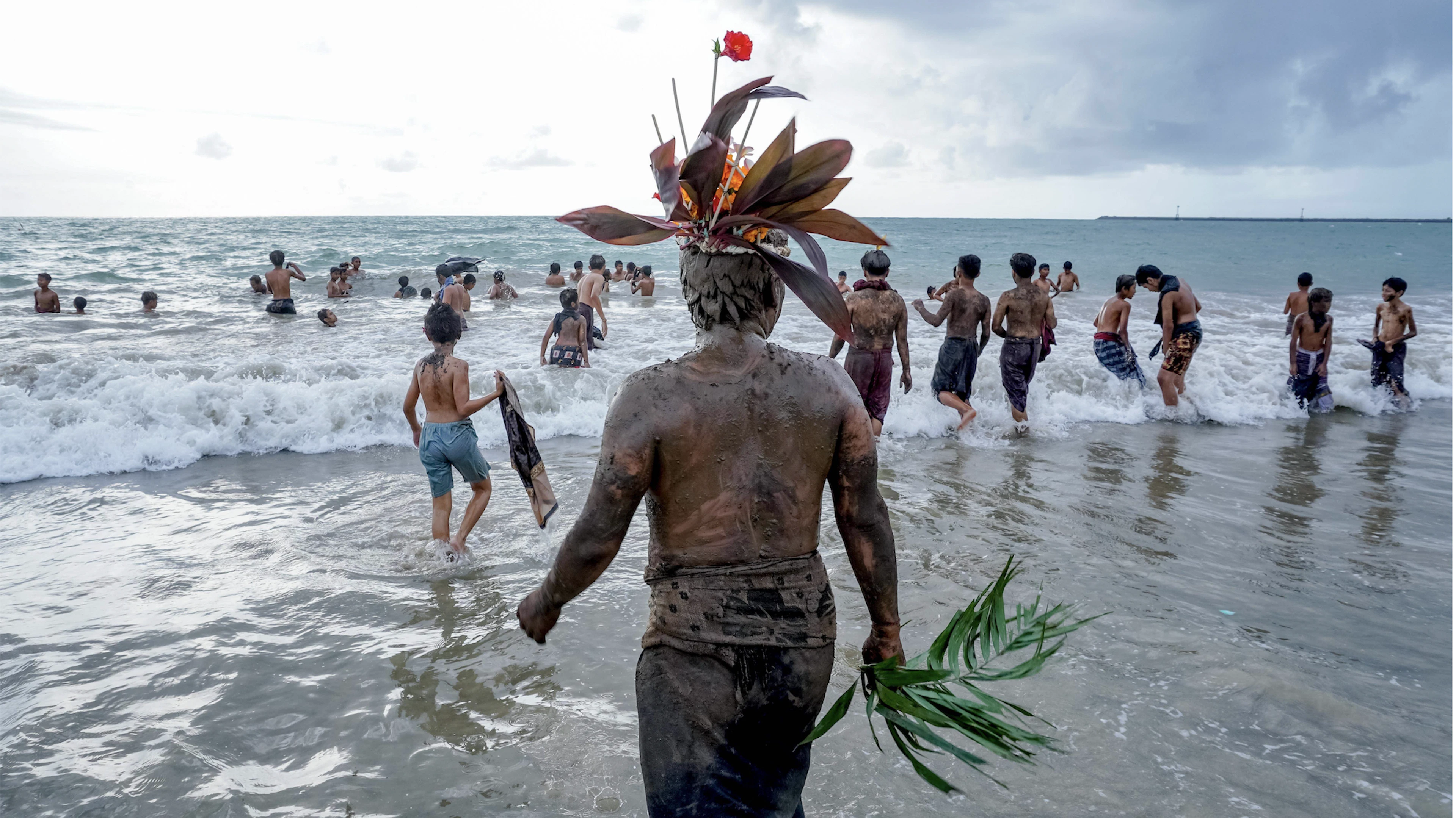 Schweizer beleidigt Feiertag – jetzt drohen ihm auf Bali 15 Monate Haft