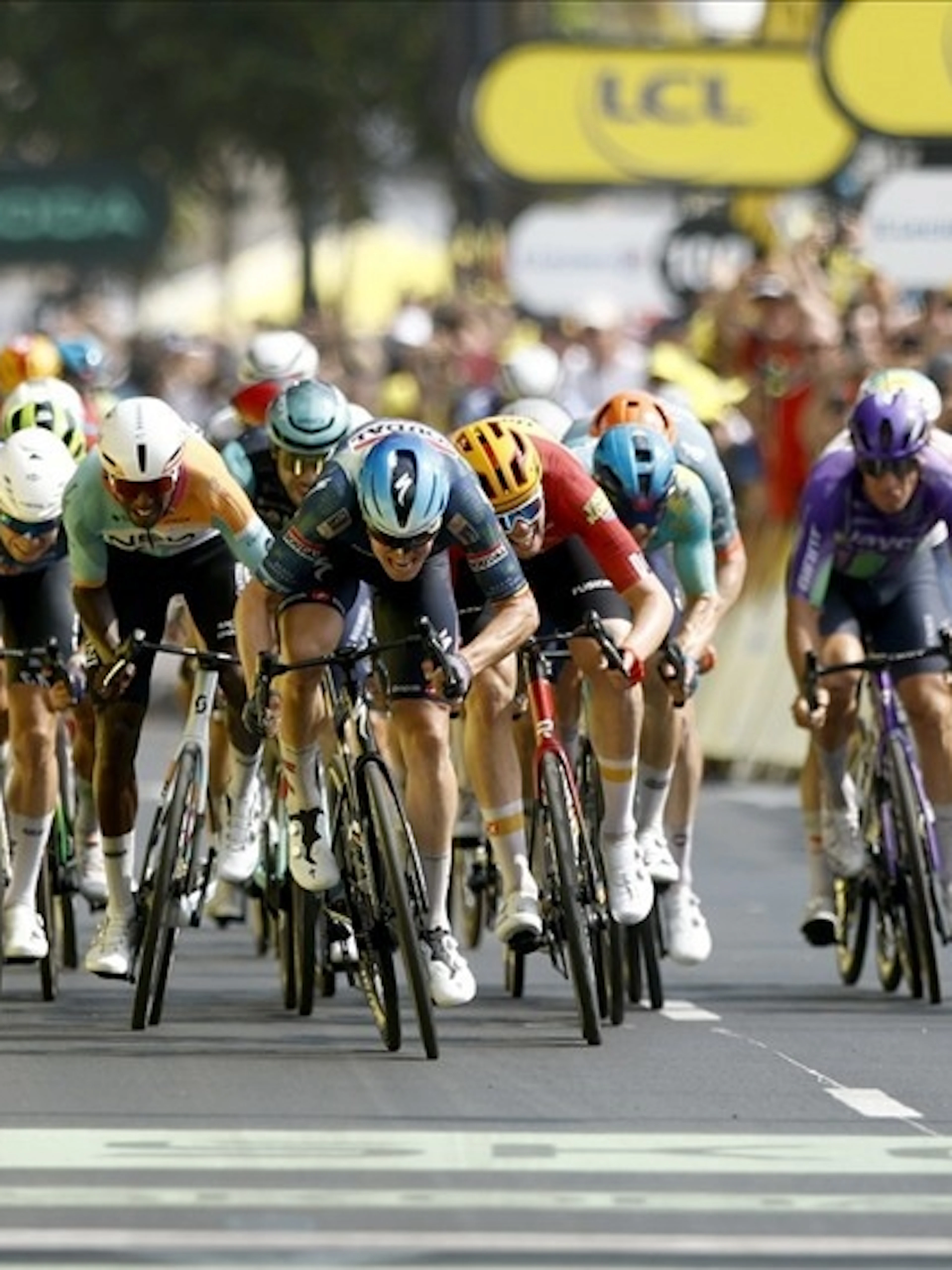 Waerenskjold si impone nell’11a tappa del Tour de France