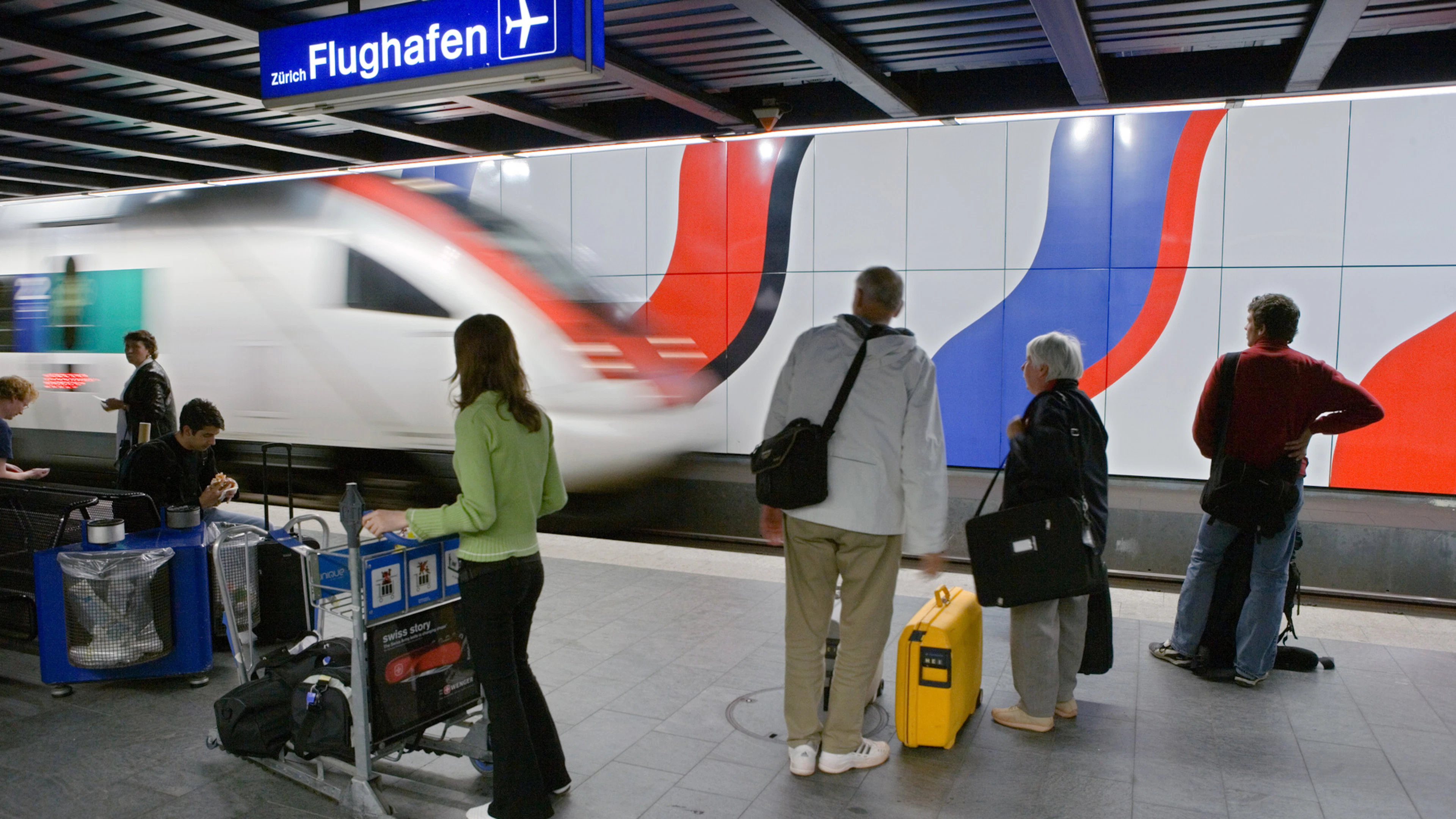 Bahnstörung am Flughafen Zürich – diverse Züge halten nicht