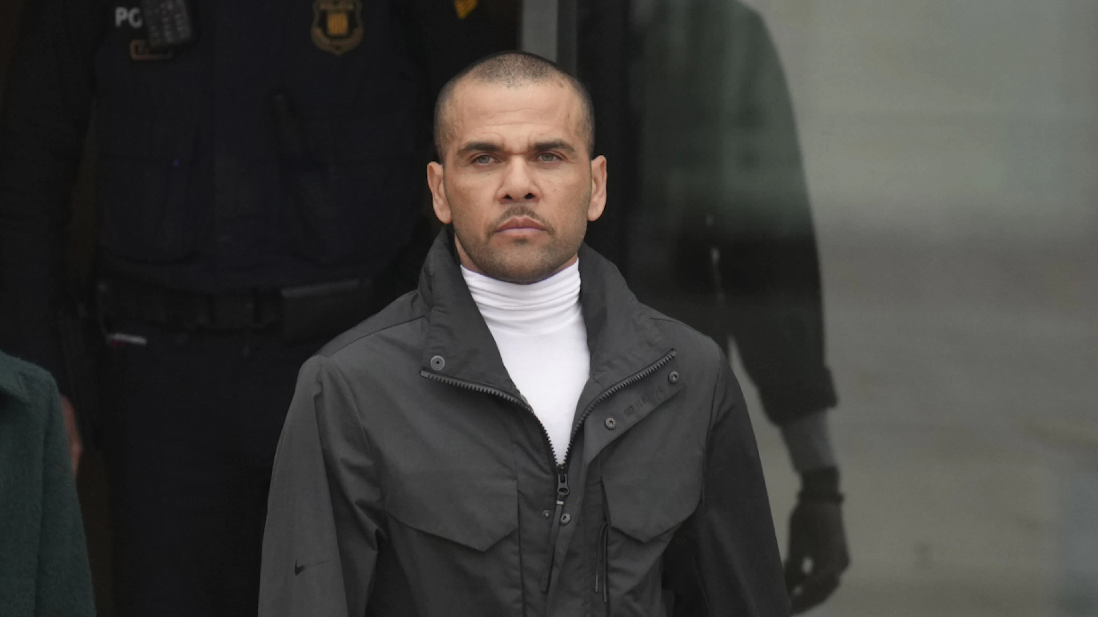 Dani Alves devra verser plusieurs millions de dollars à son ancien club