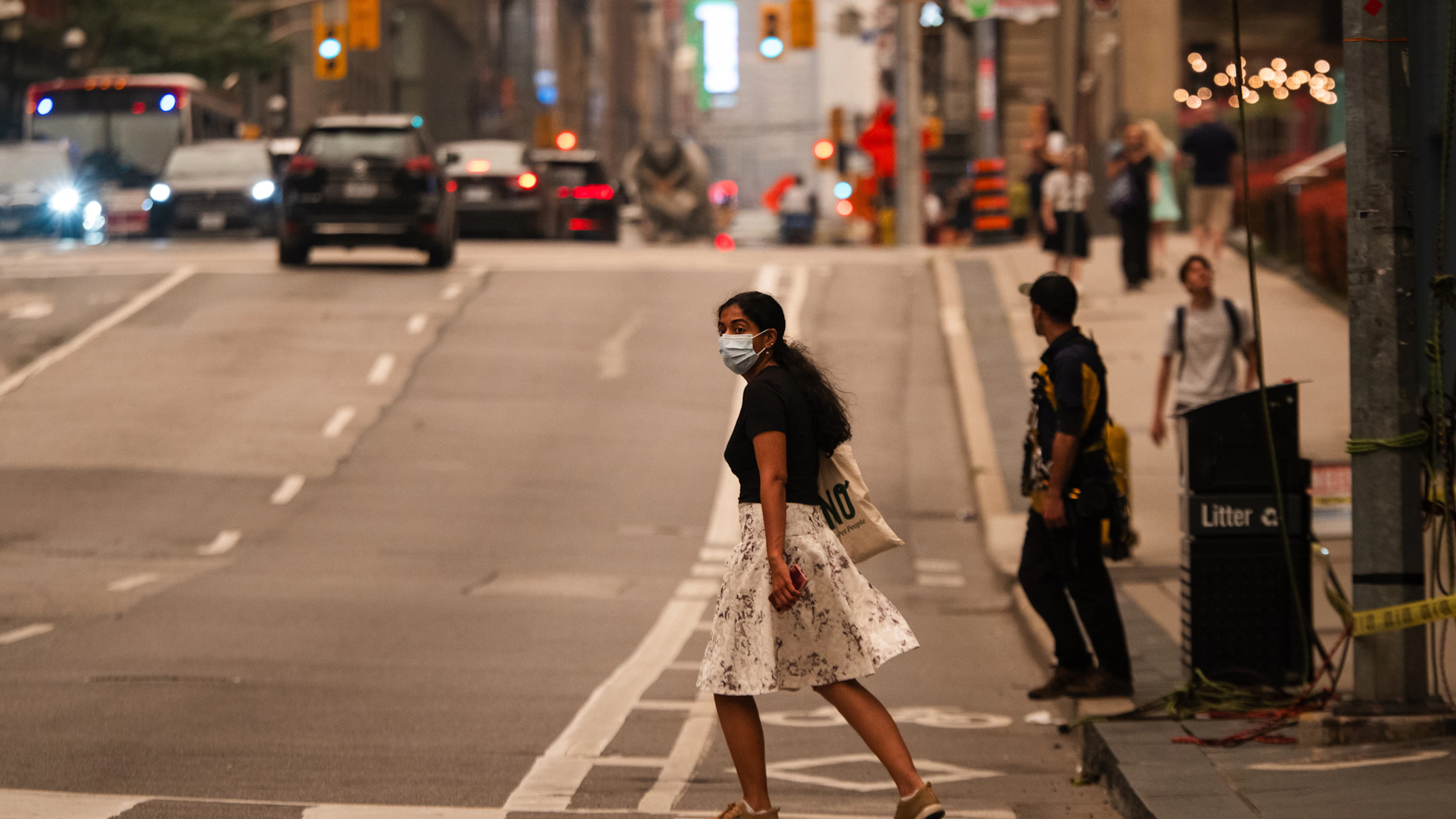 Toronto asphyxiée par les fumées des feux de forêt