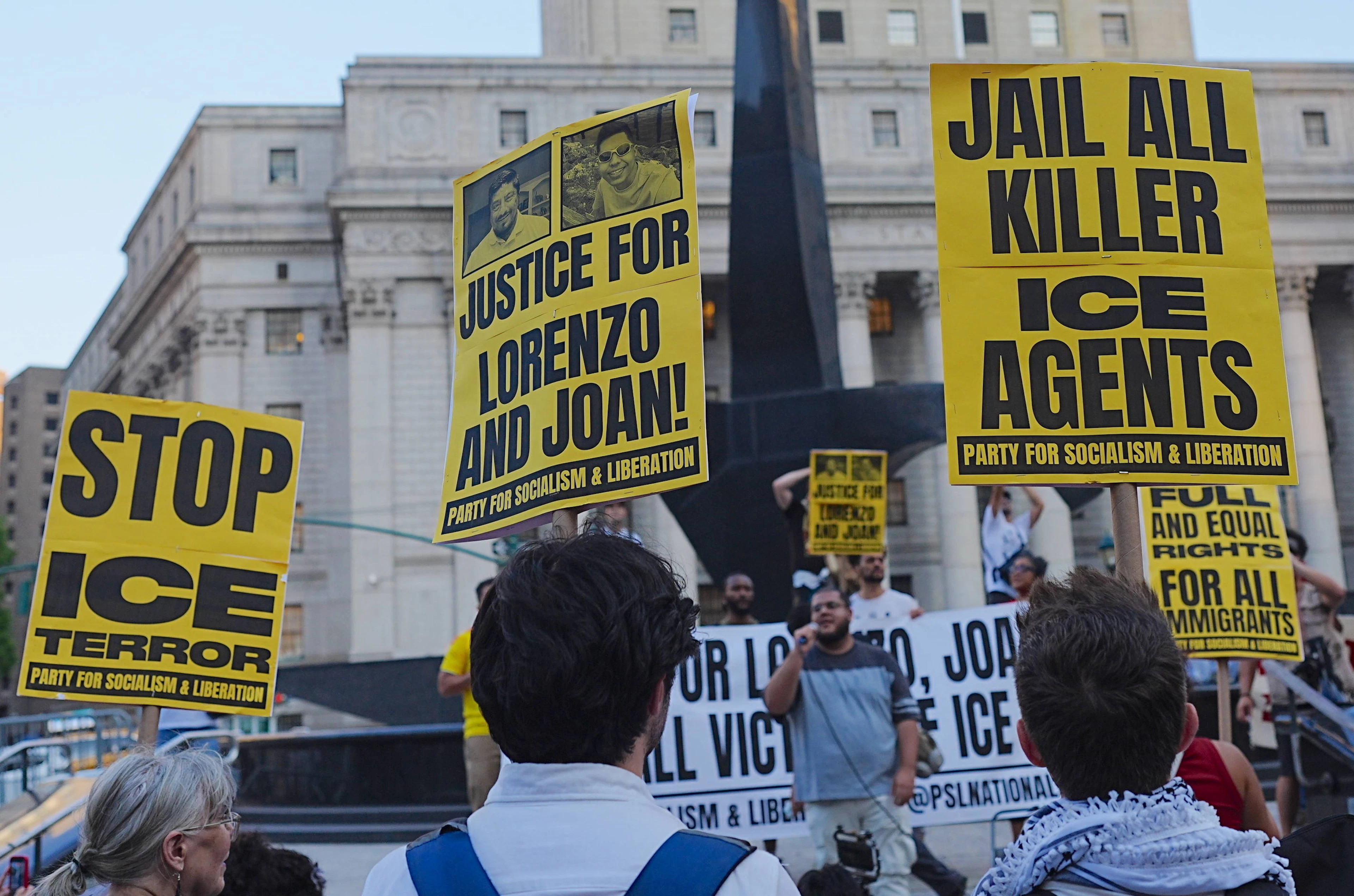 Die Tötungen von Joan Sebastian Guerrero und Lorenzo Salgado Araujo durch ICE-Beamte führten in den USA zu Protesten.