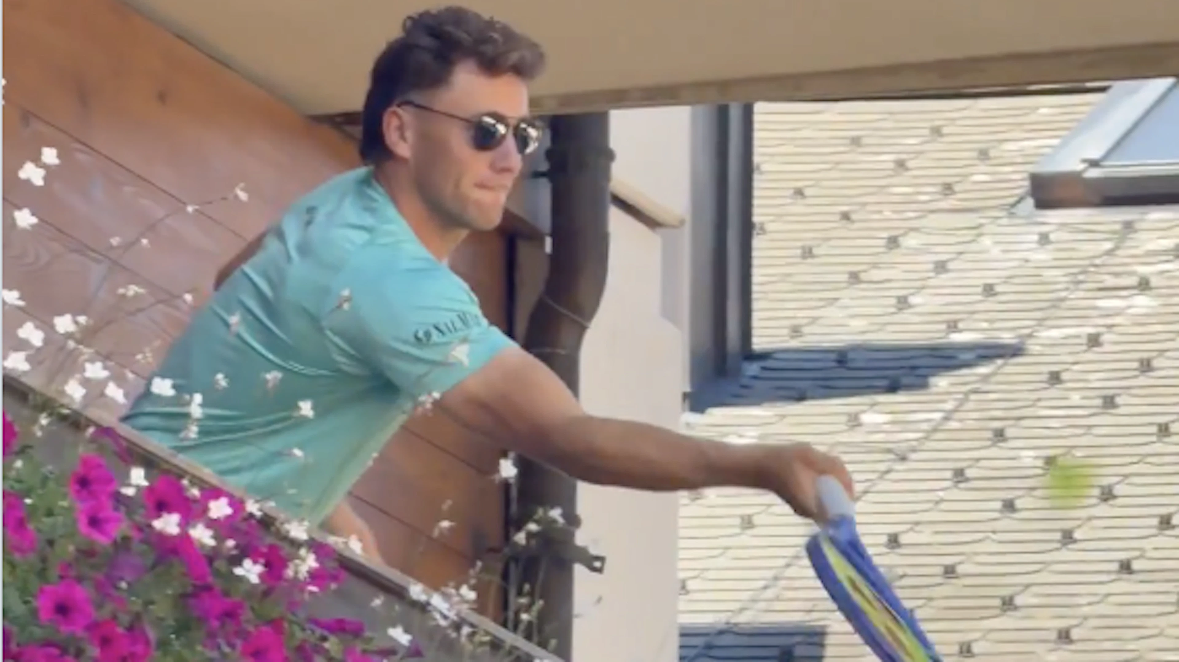 En plein cœur de Gstaad, Ruud et Tsitsipas se défient... de balcon à balcon !