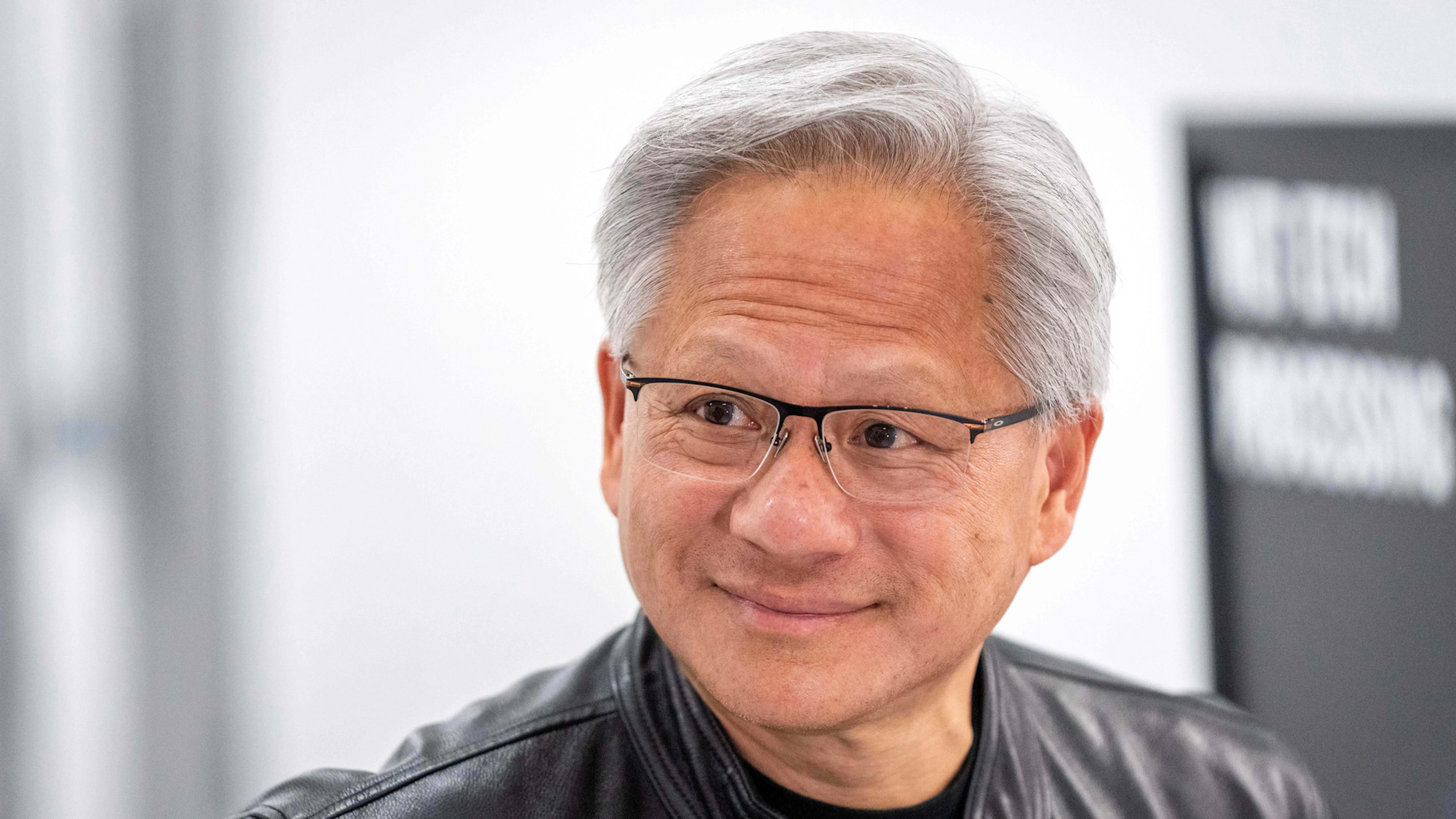 Sa visite au Japon a été l'occasion pour Jensen Huang de conclure plusieurs accords au cours de la semaine.