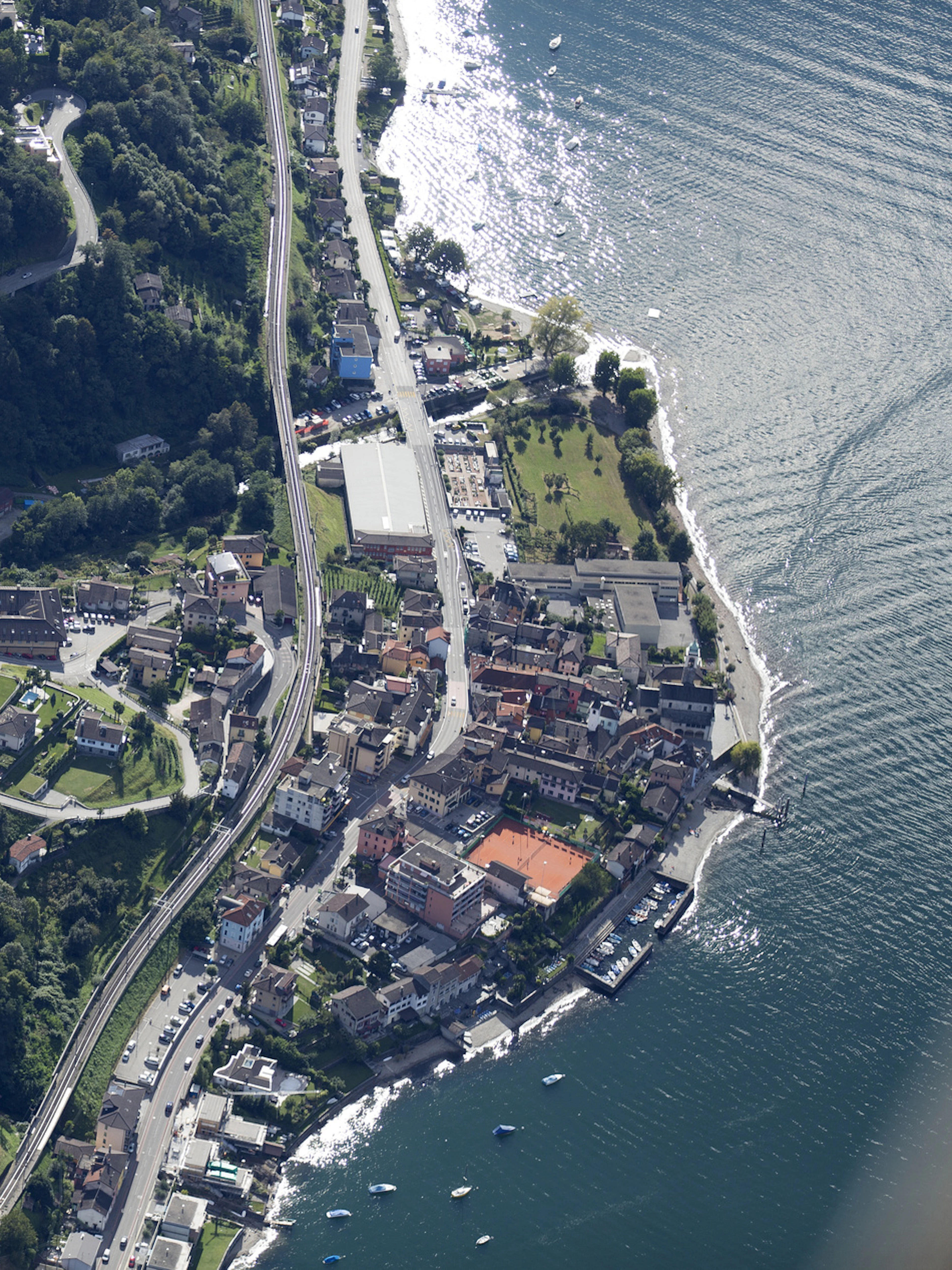 95enne muore nelle acque del lago Verbano a Magadino