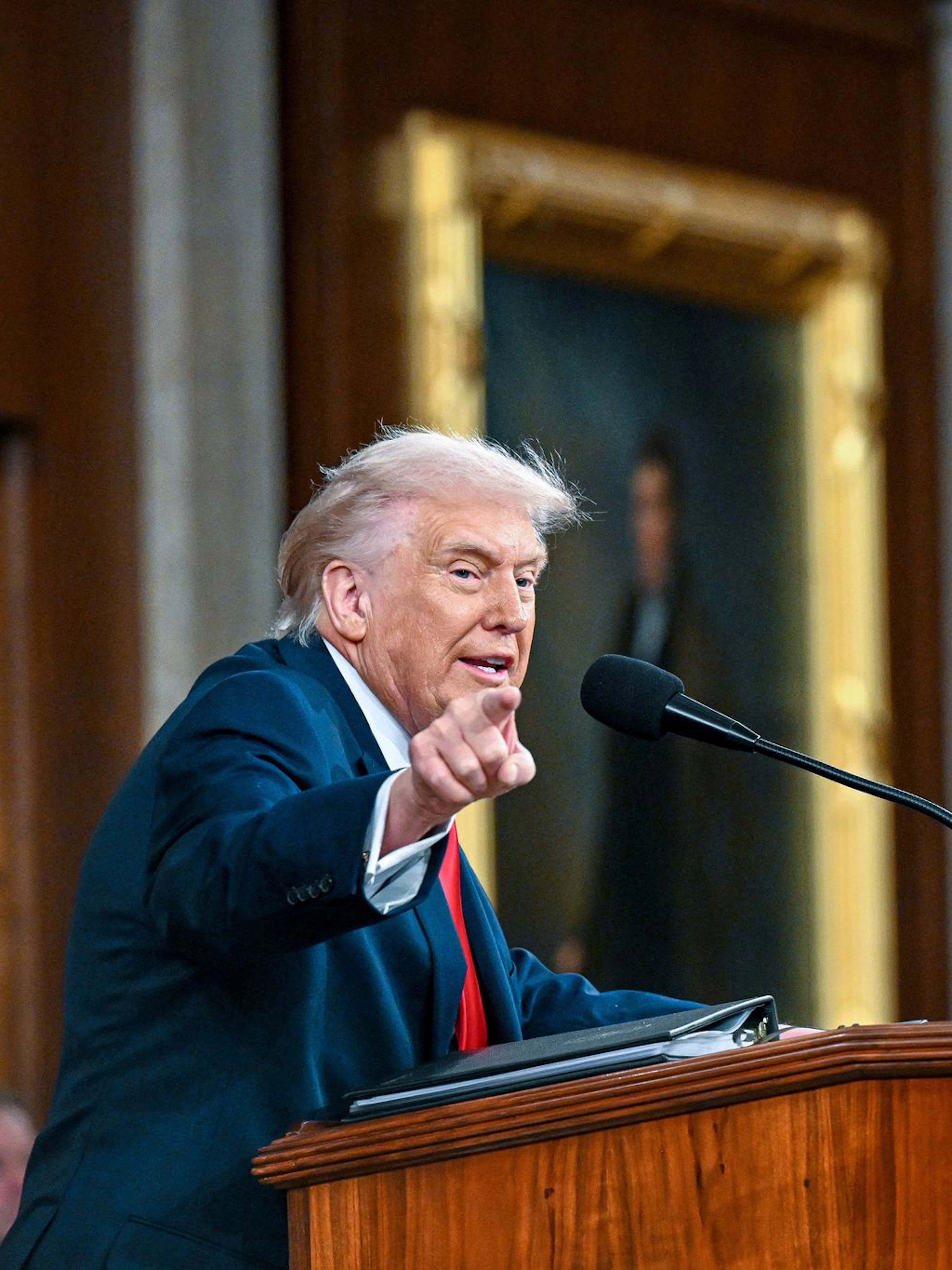 Un agent chargé du prompteur de Trump a parié sur ses discours