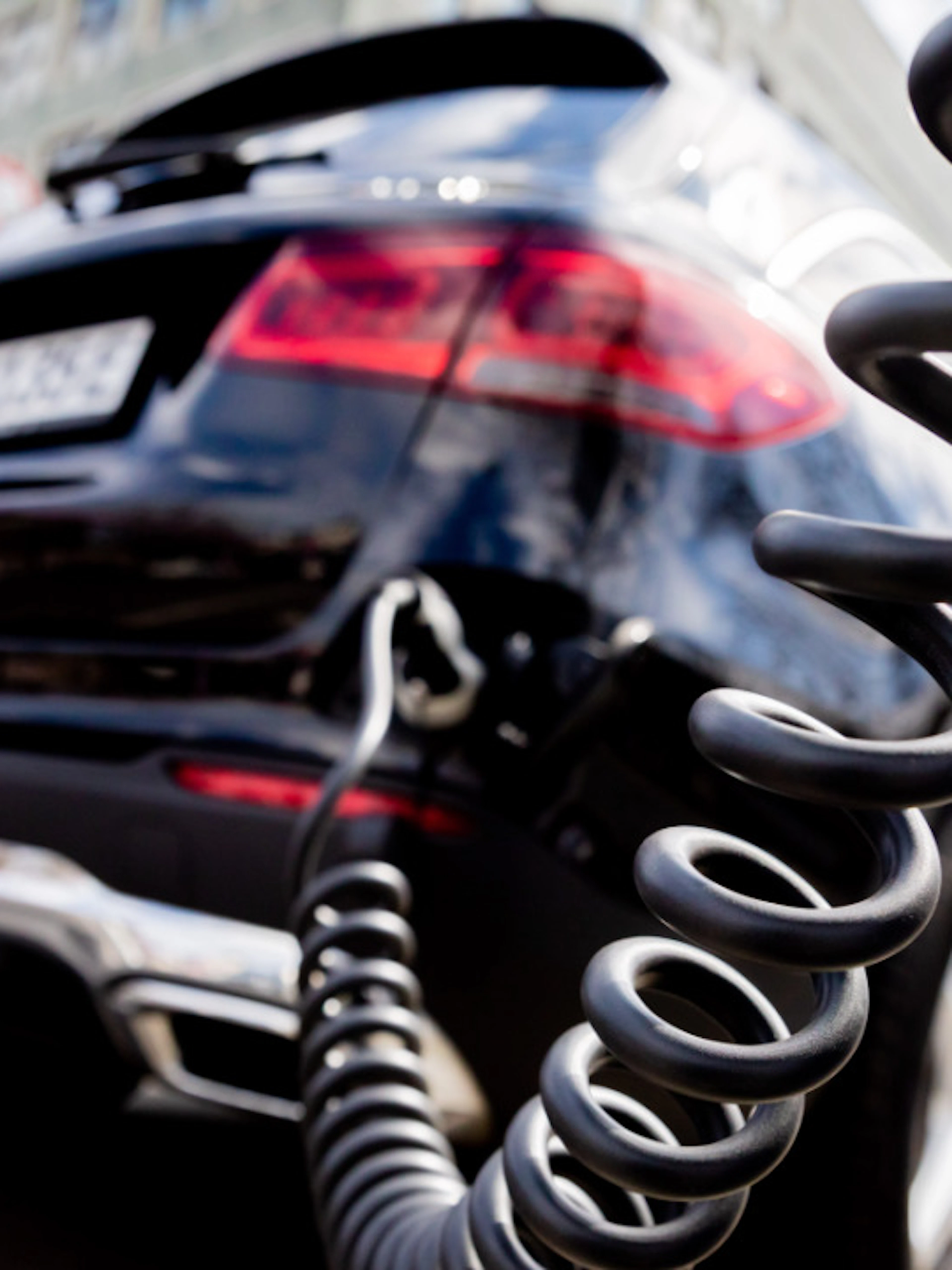 Empa: i veicoli ibridi plug-in consumano più del previsto