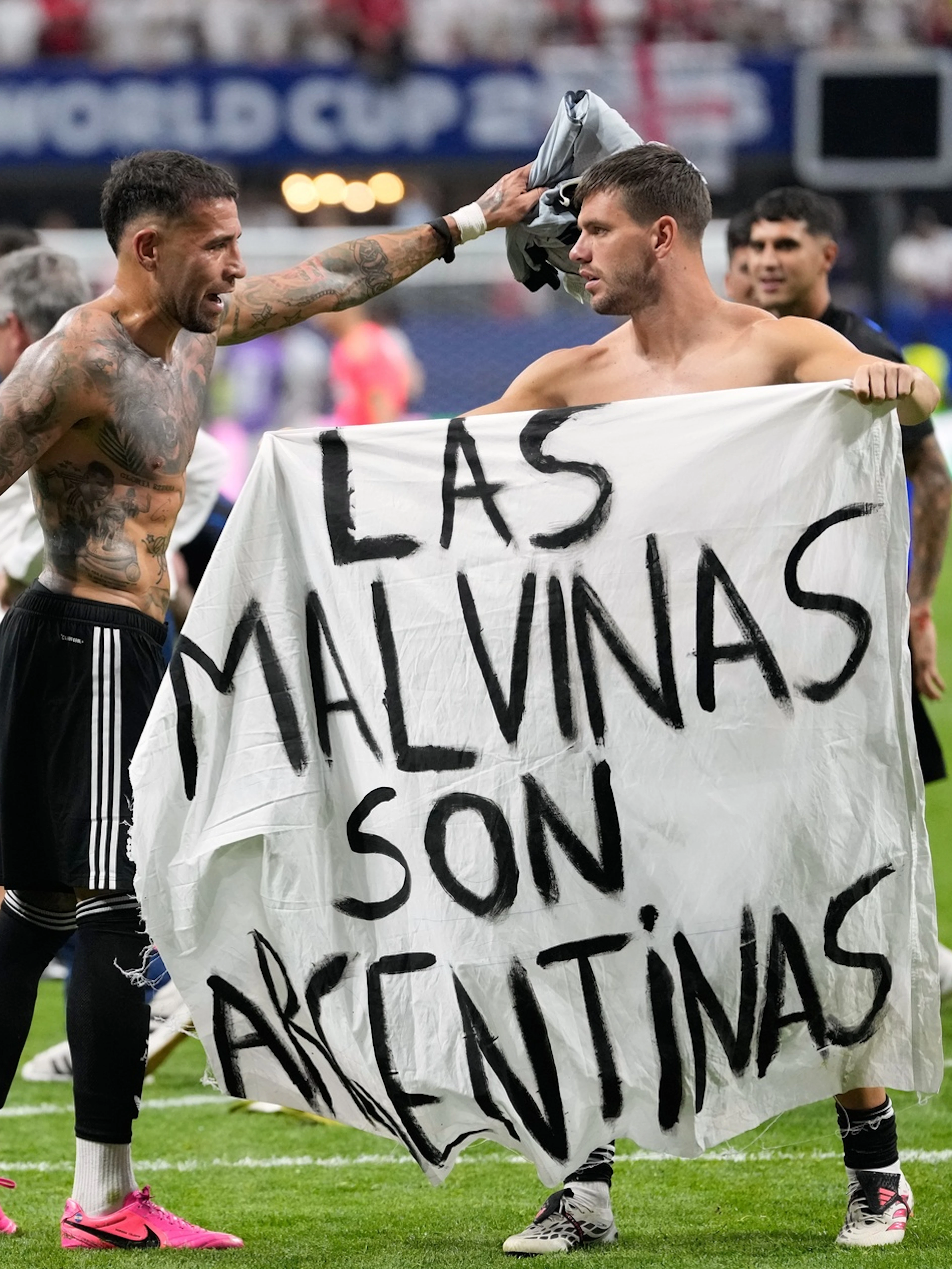 Messi e compagni battono l'Inghilterra e poi rincarano la dose: «Le Malvinas sono argentine»