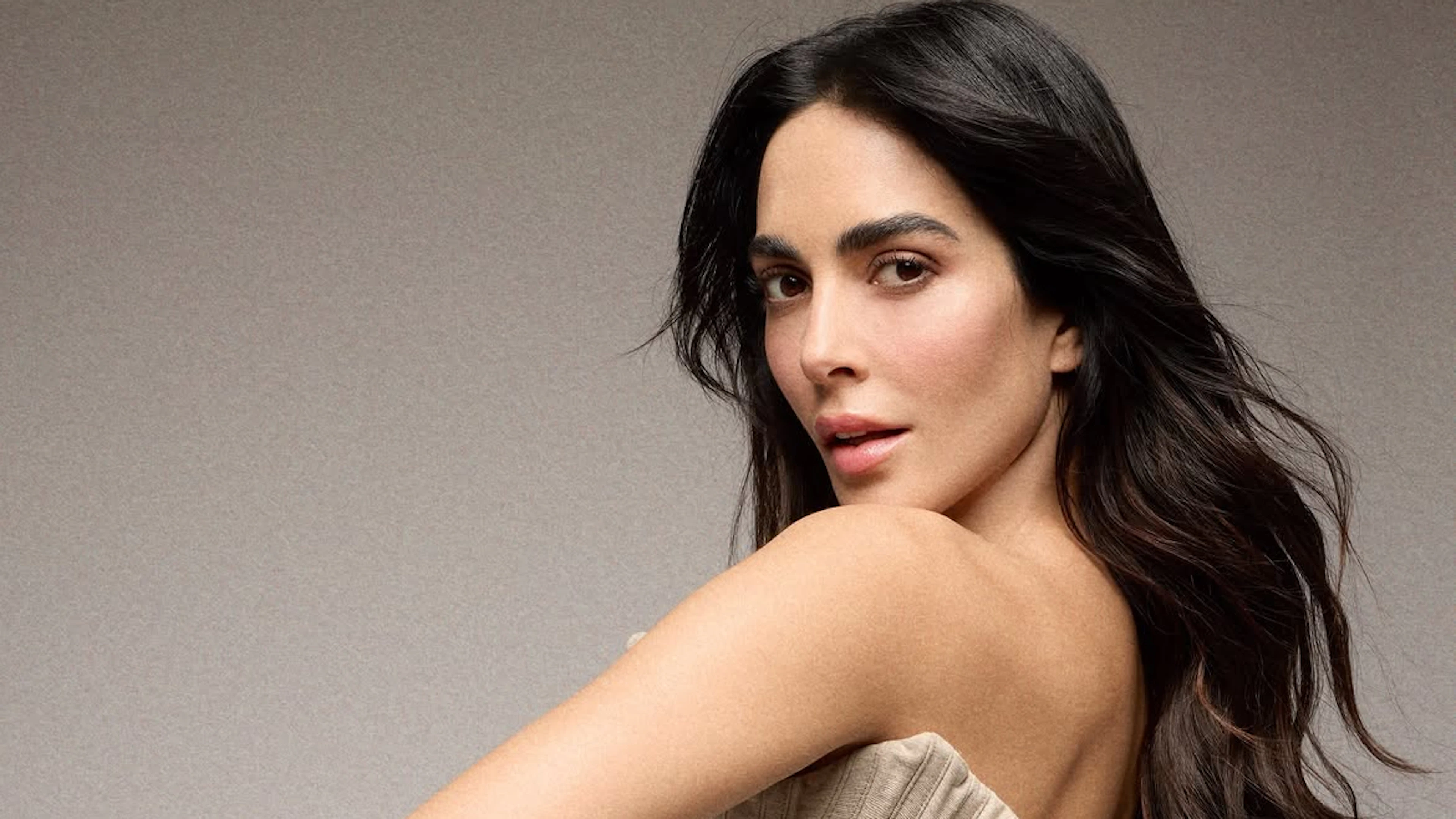 Rocío Muñoz Morales fotografata con un uomo a Ibiza, ecco di chi si tratta