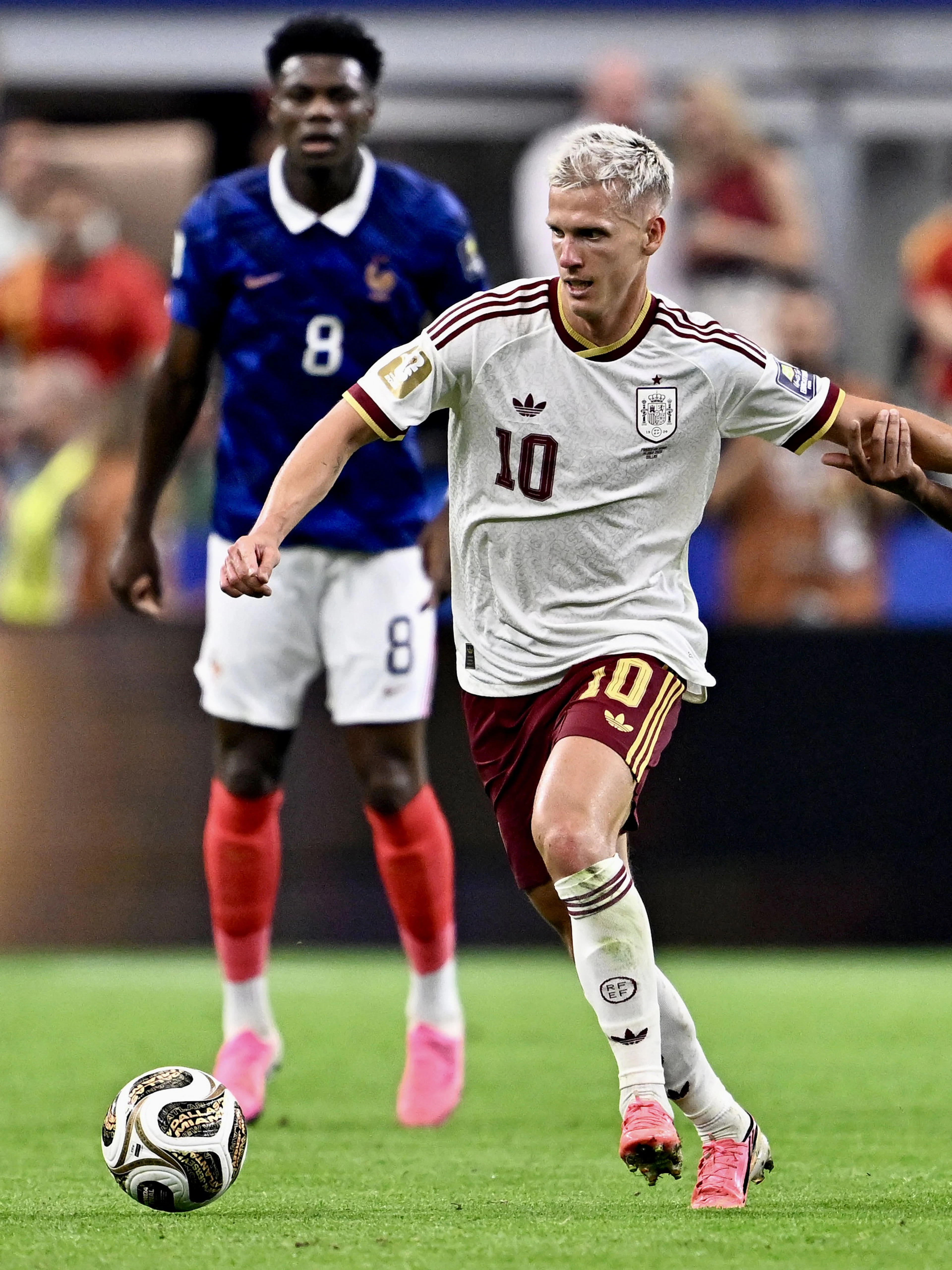 Quand le foot est élevé au rang d'art : Ecce Olmo, le Picasso de la Roja