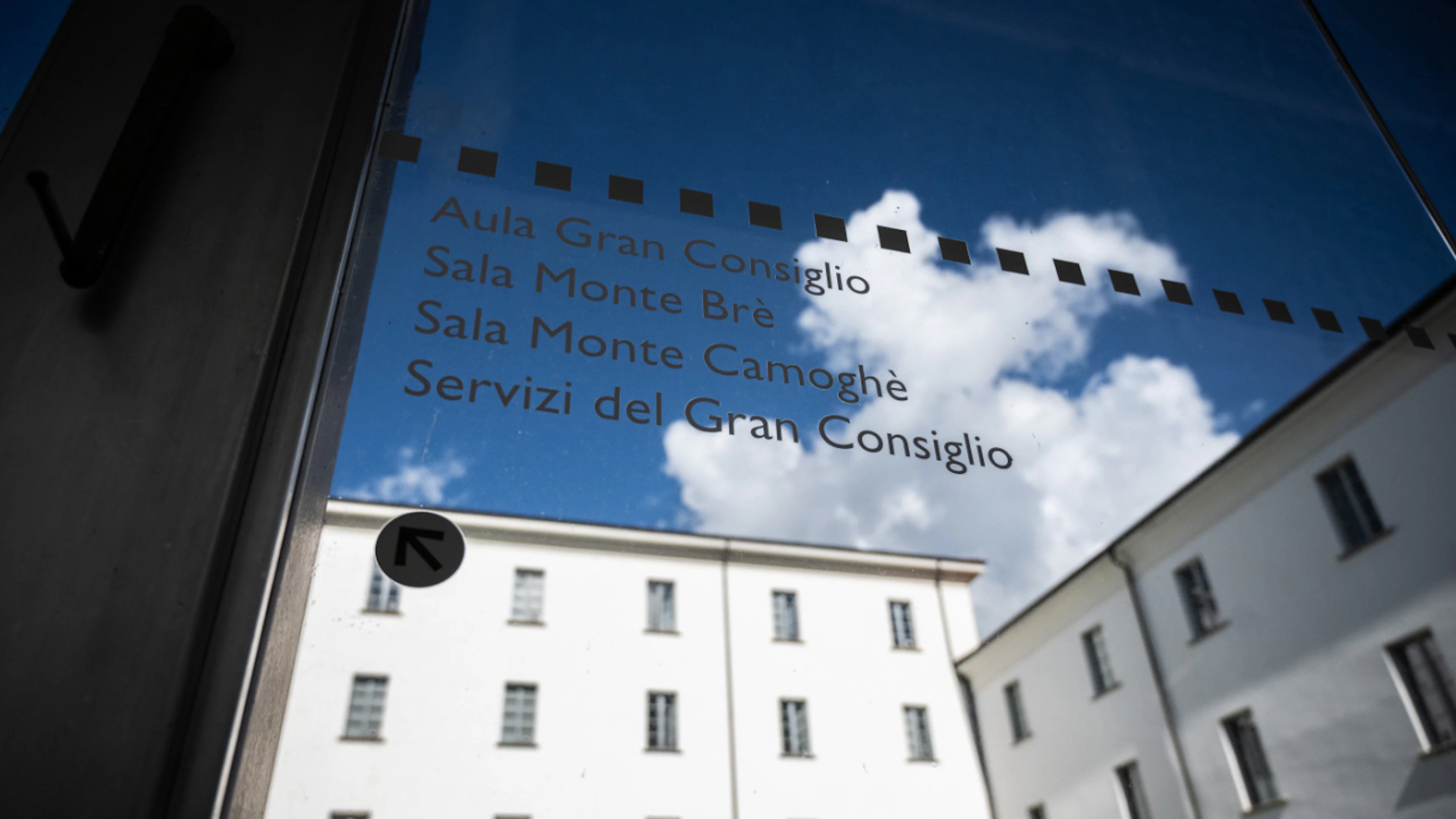 According to the Ticino government, releasing water is difficult due to the ongoing drought in the southern canton and legal obstacles. However, they are willing to cooperate. (File photo)