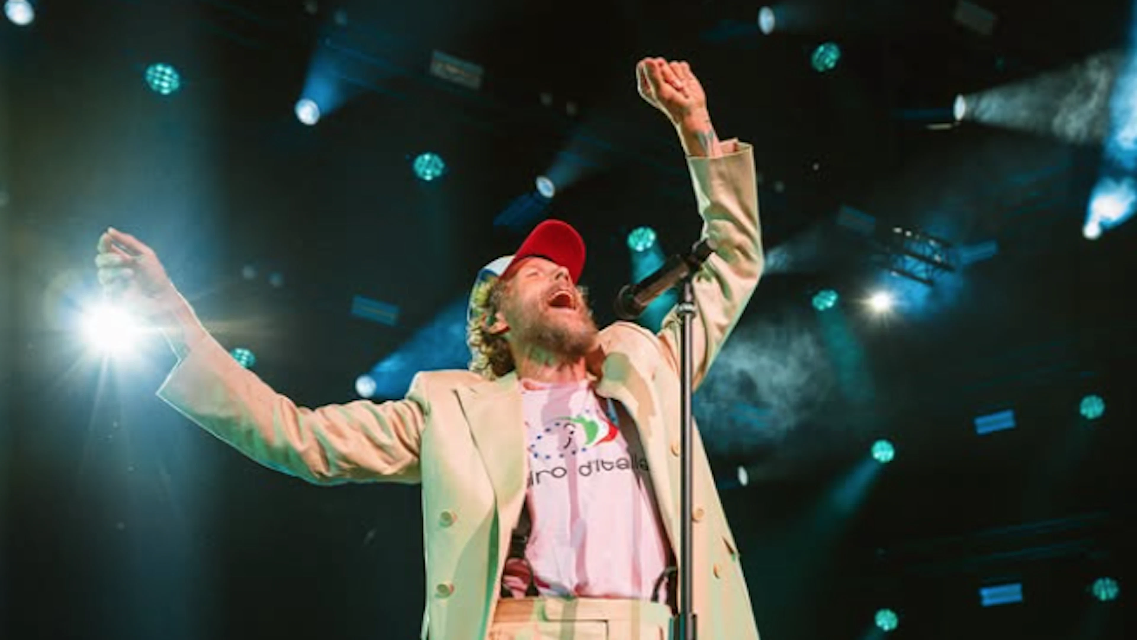 Fulmini e saette sul Festival di Montreux, Jovanotti: «Sul palco ho scaricato megawatt di energia»