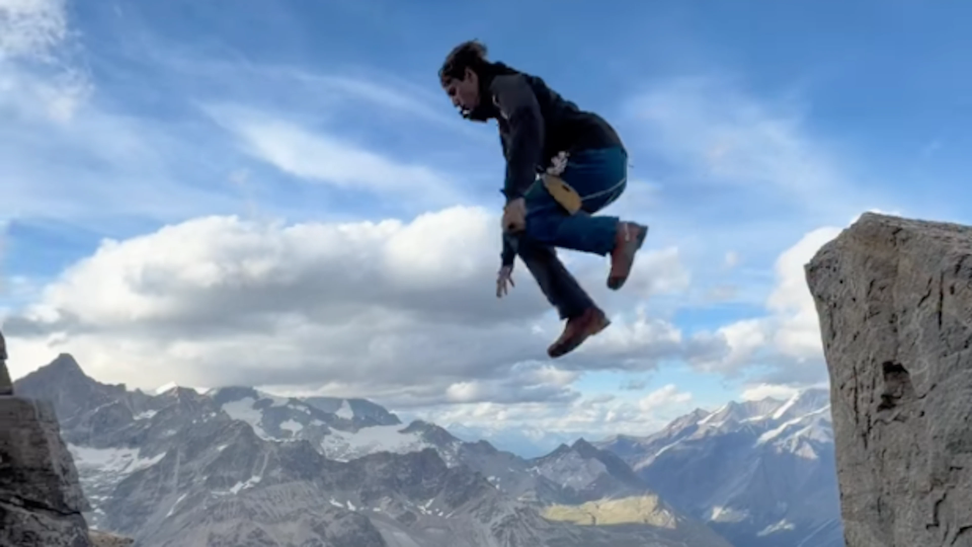 Un salto mortale sulla cresta del Cervino? Il parkour estremo scatena le polemiche