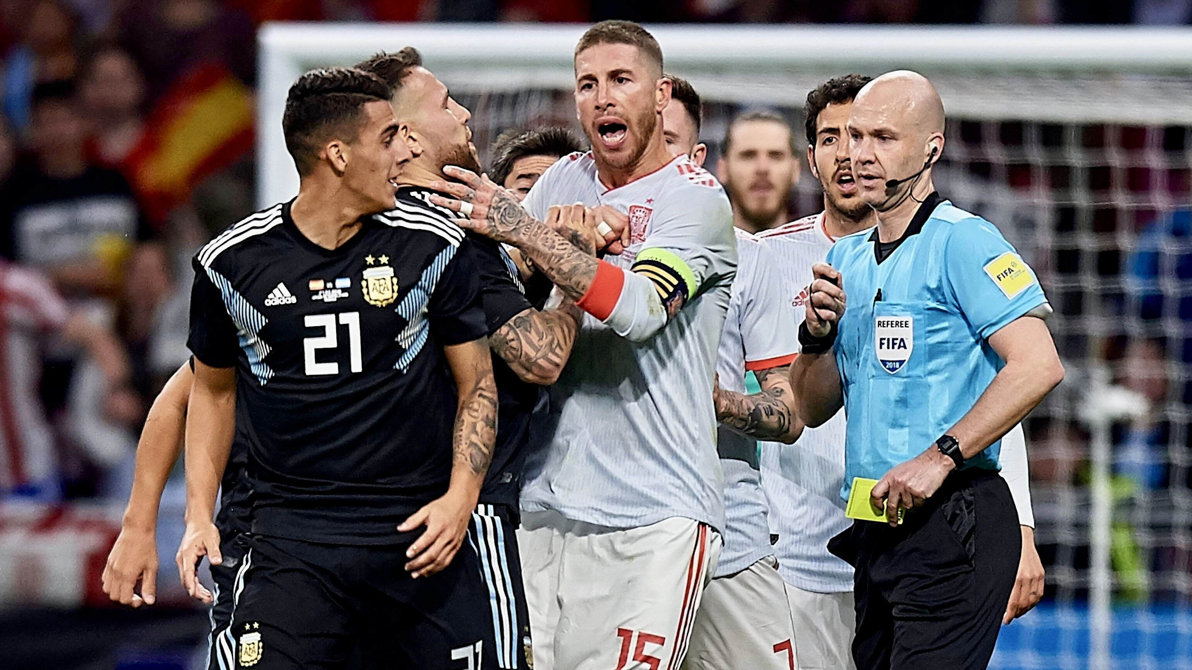 Espagne - Argentine : de rares affiches, une gifle et un rendez-vous manqué