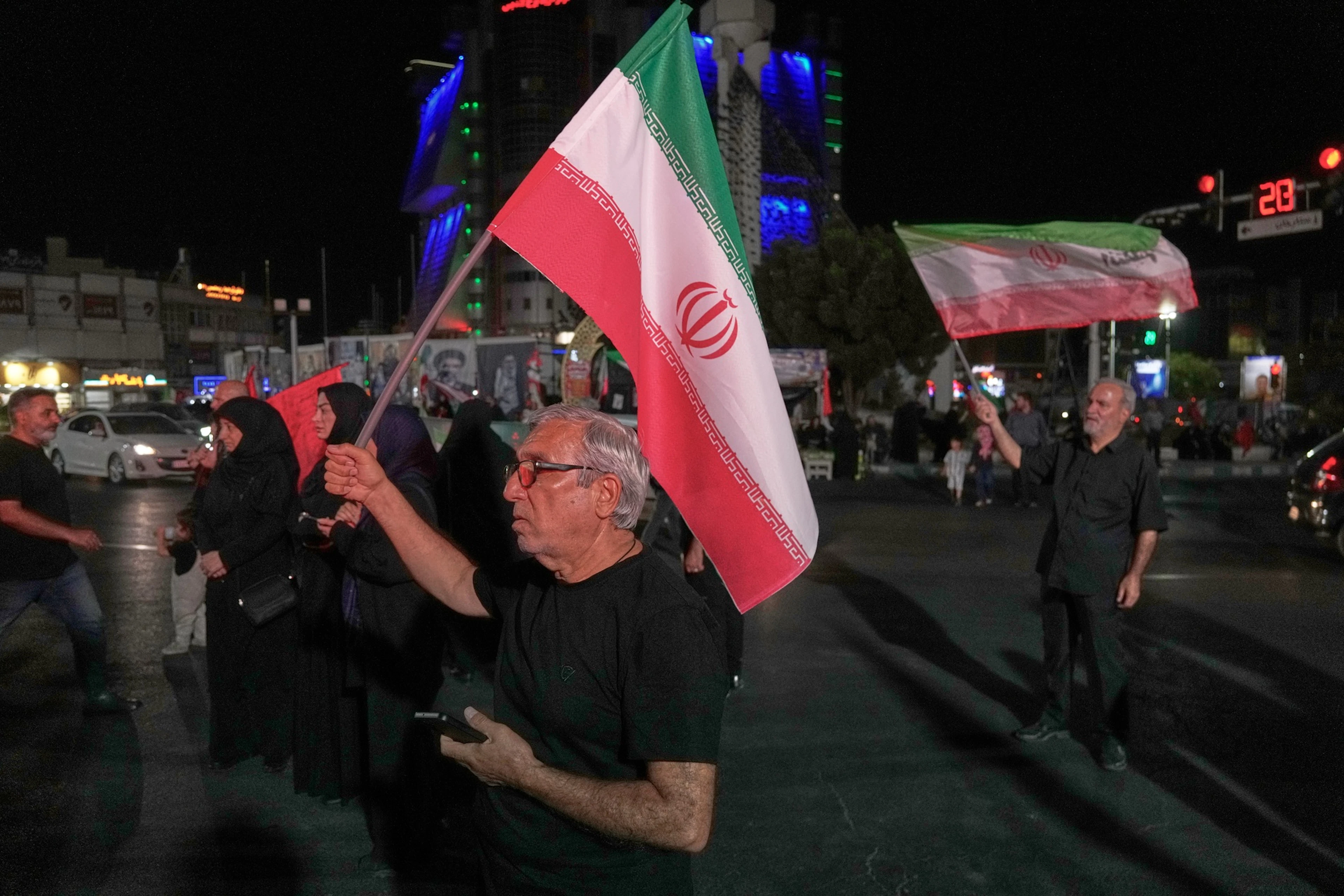 L'Iran dichiara definitivamente nullo l'accordo raggiunto con gli Stati Uniti.