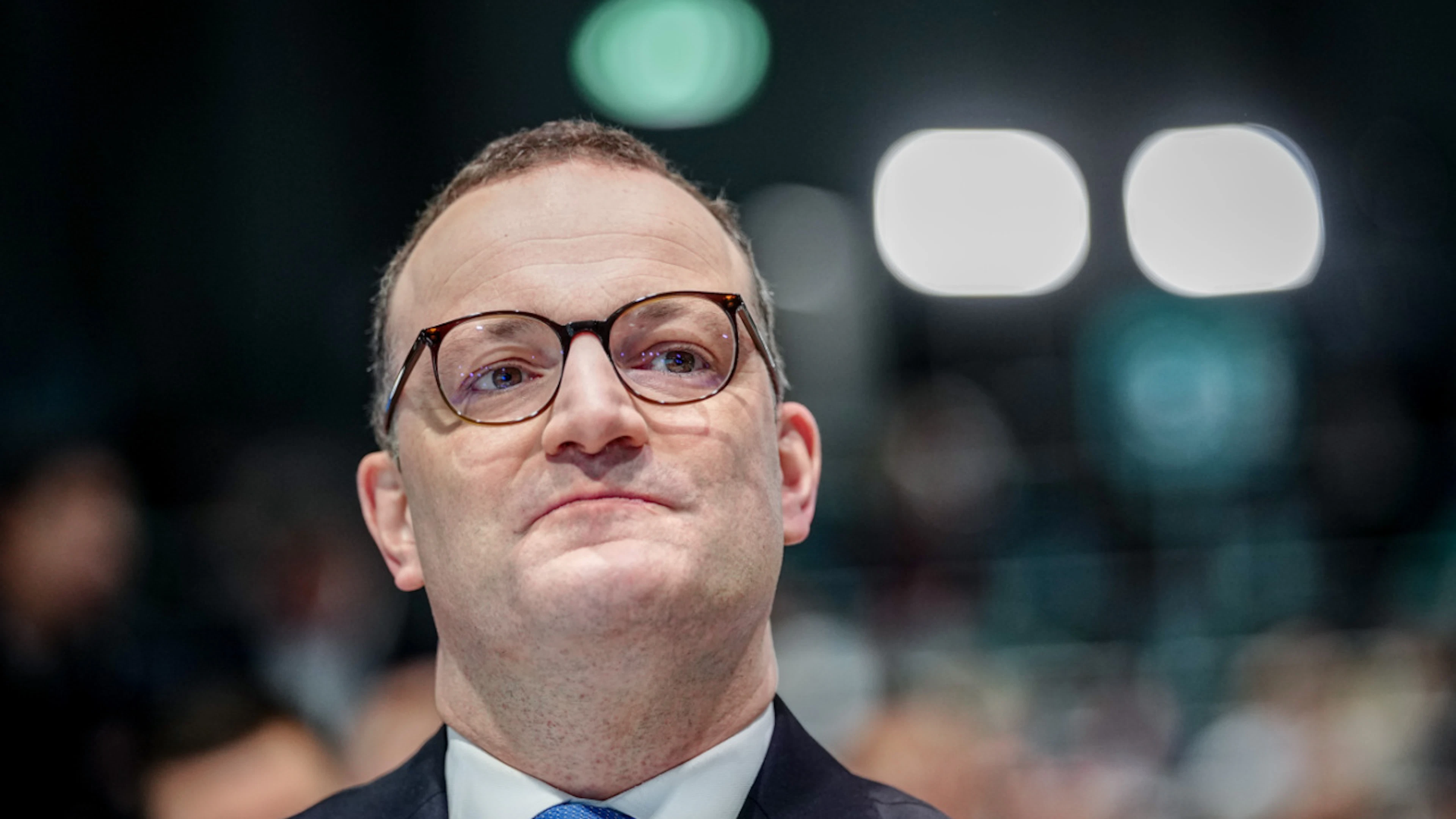 ARCHIVE – Jens Spahn, chairman of the CDU/CSU parliamentary group in the Bundestag, attends the CDU national party convention. Photo: Kay Nietfeld/dpa