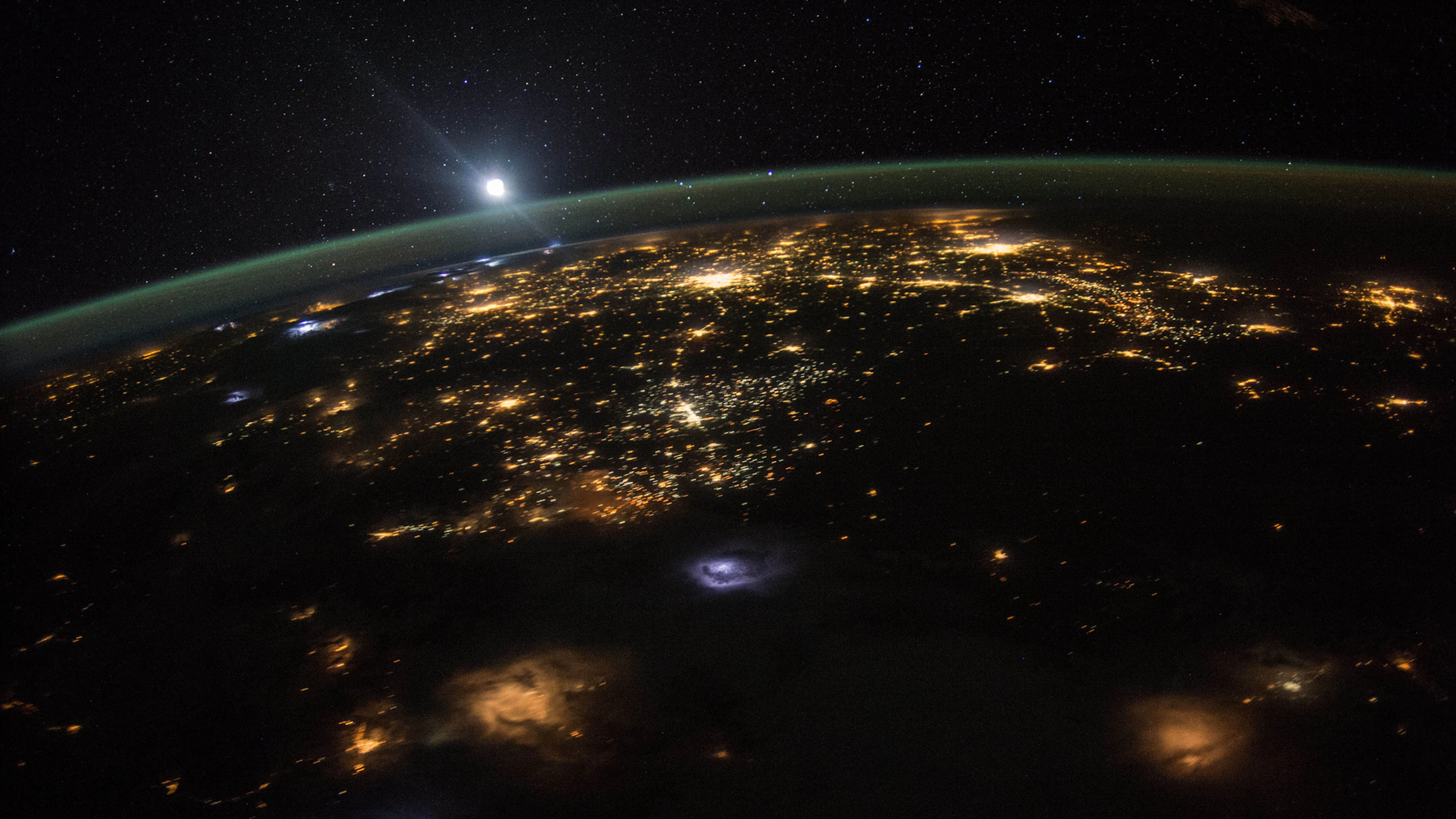 Tageslicht auf Knopfdruck – US-Startup darf Weltraumspiegel testen