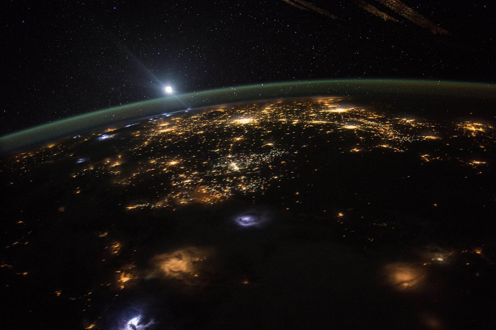 bluewin.ch - Daylight at the Push of a Button - U.S. Startup Gets the Green Light to Test Space Mirrors