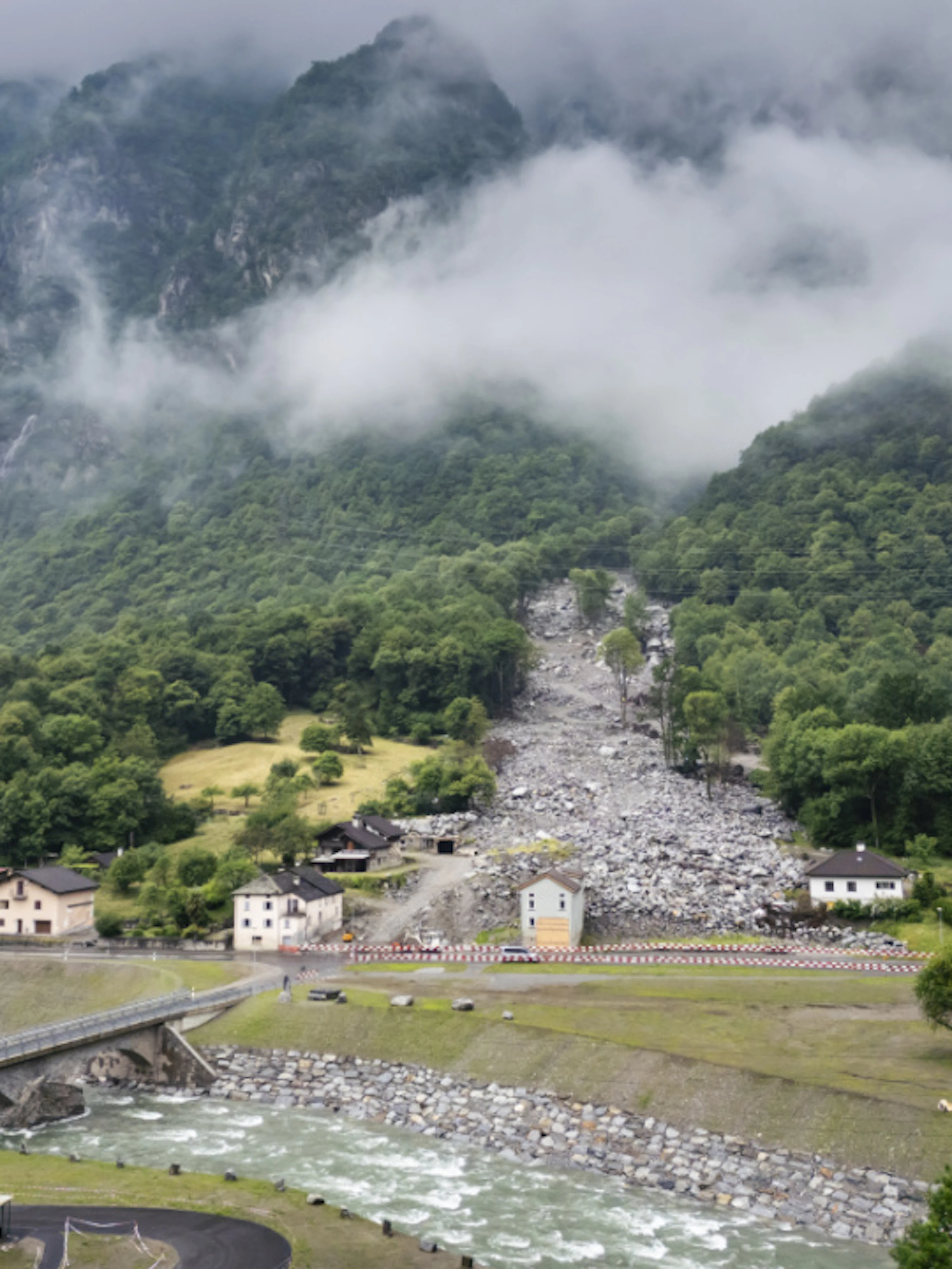 Berna corregge il conteggio sulle abitazioni secondarie a Lostallo