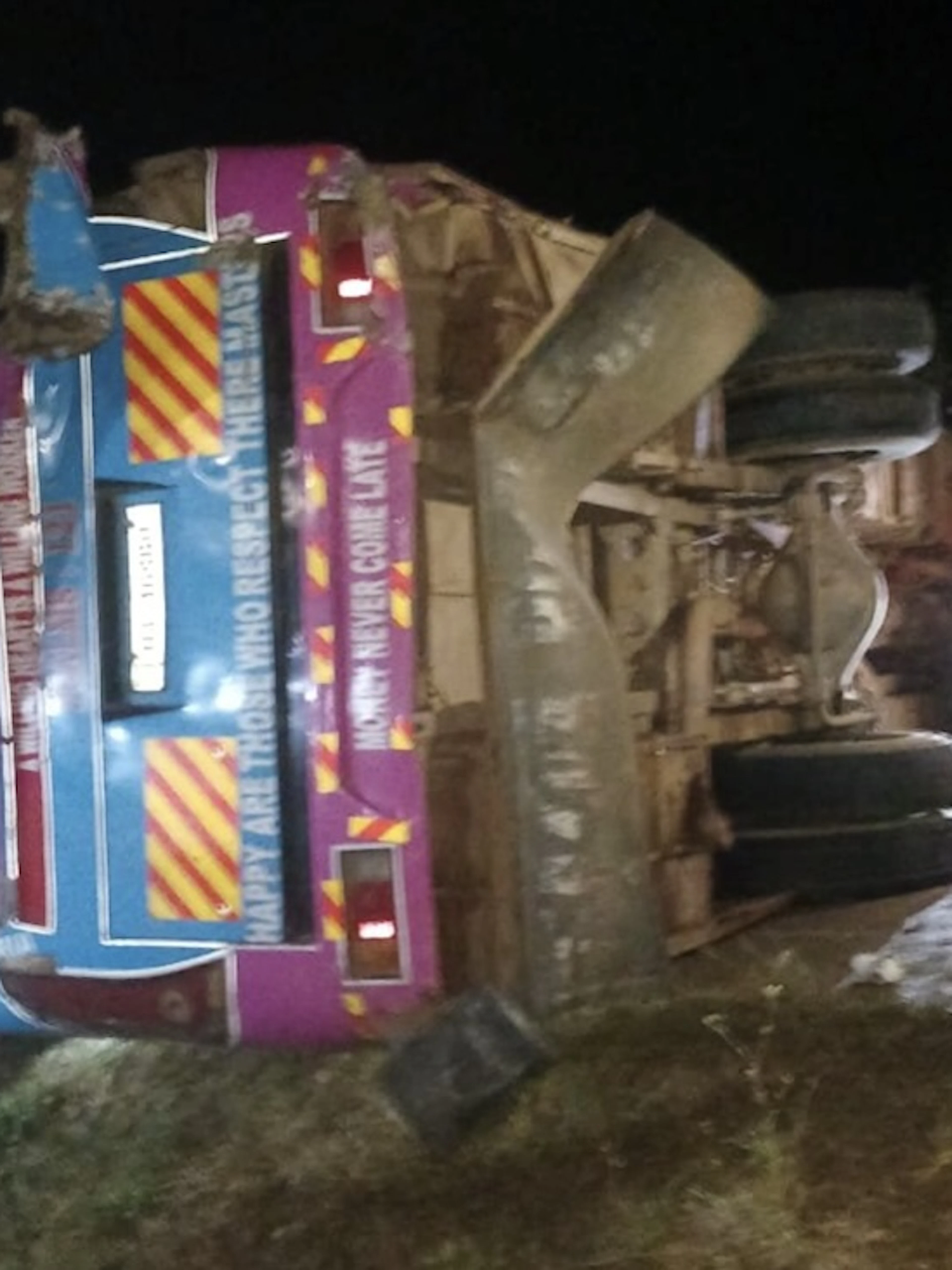 Ouganda : le bilan d'un accident de car scolaire monte à 24 morts