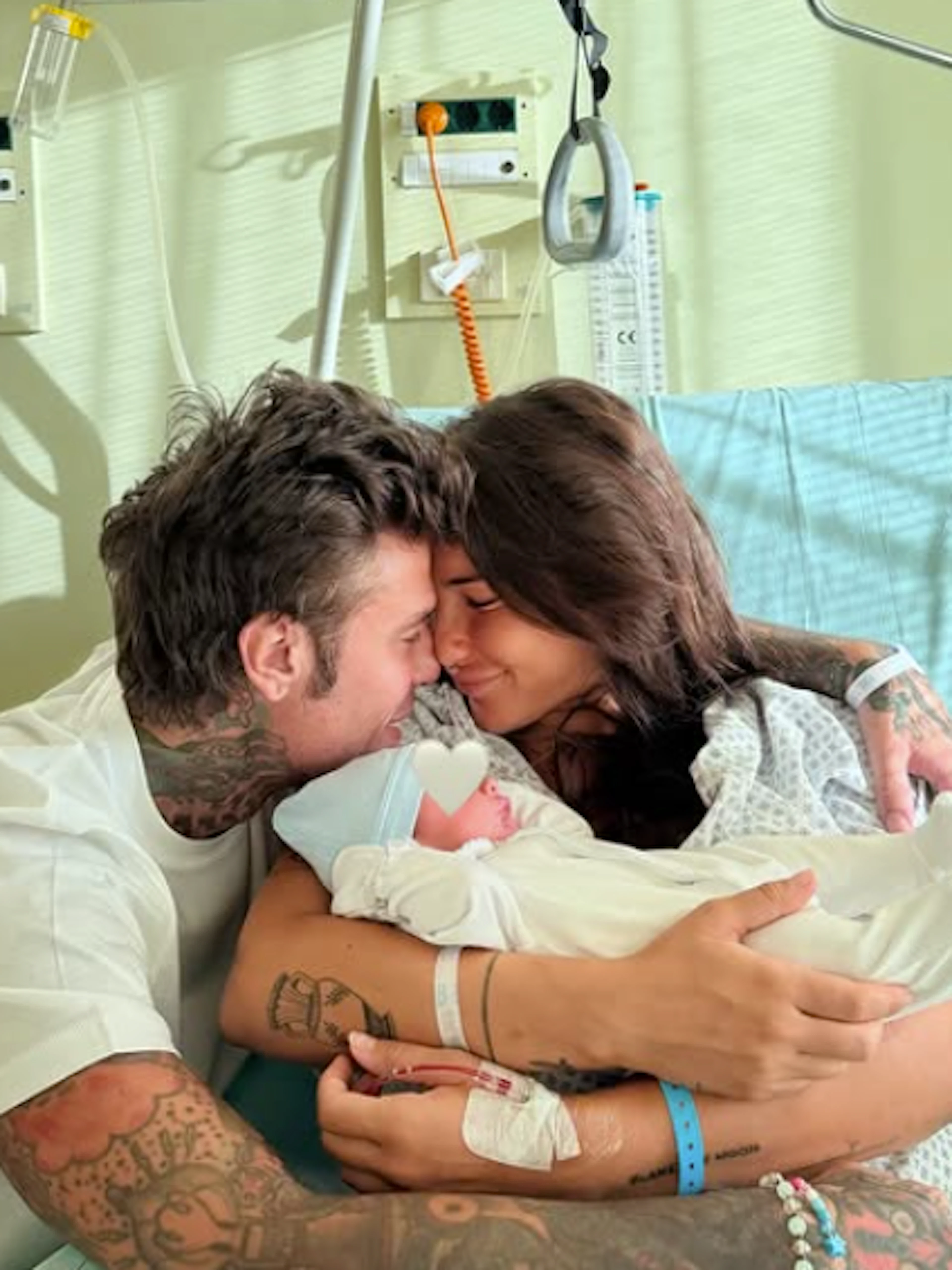 Fedez papà per la terza volta: è nato Edoardo Lupo