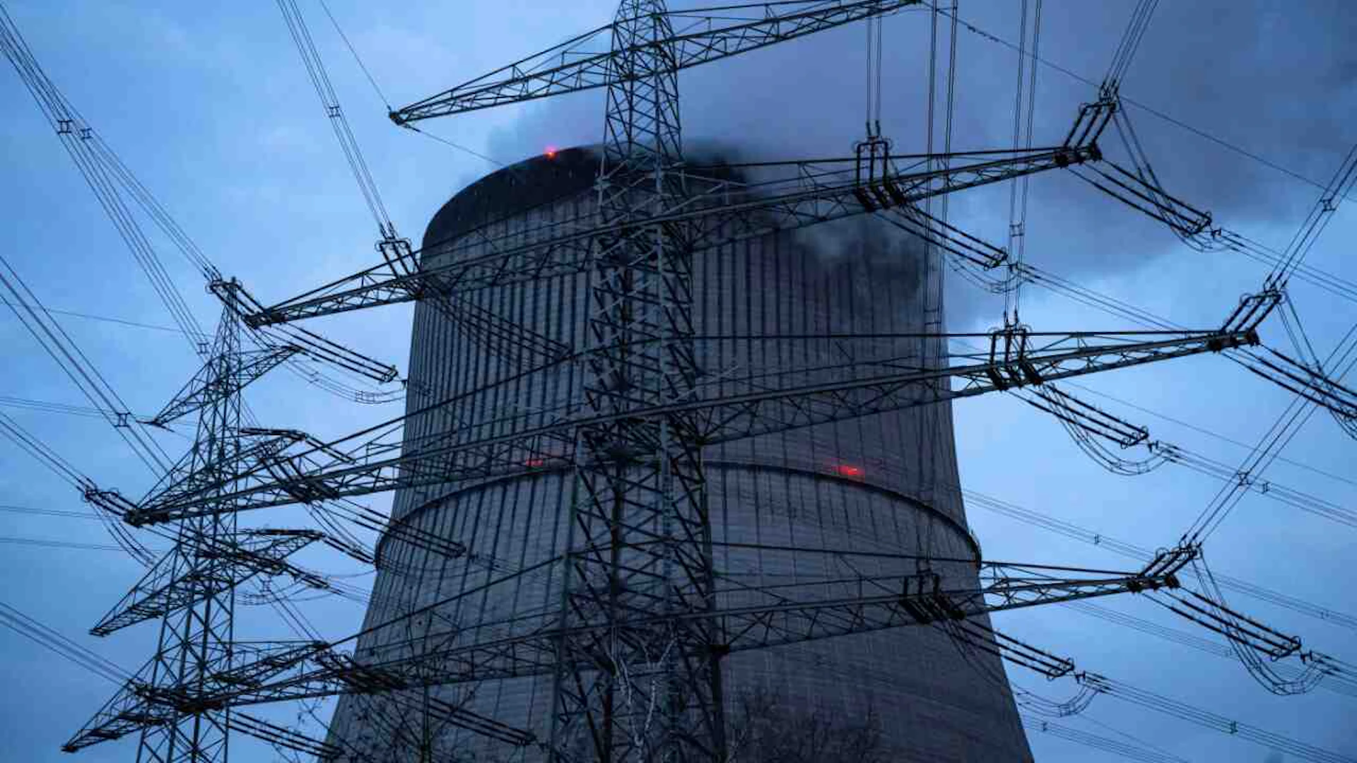 In Svizzera la costruzione di una nuova centrale nucleare è attualmente vietata, ma secondo il Consiglio federale e il parlamento dovrebbe tornare ad essere consentita. (Immagine simbolica d'archivio)
