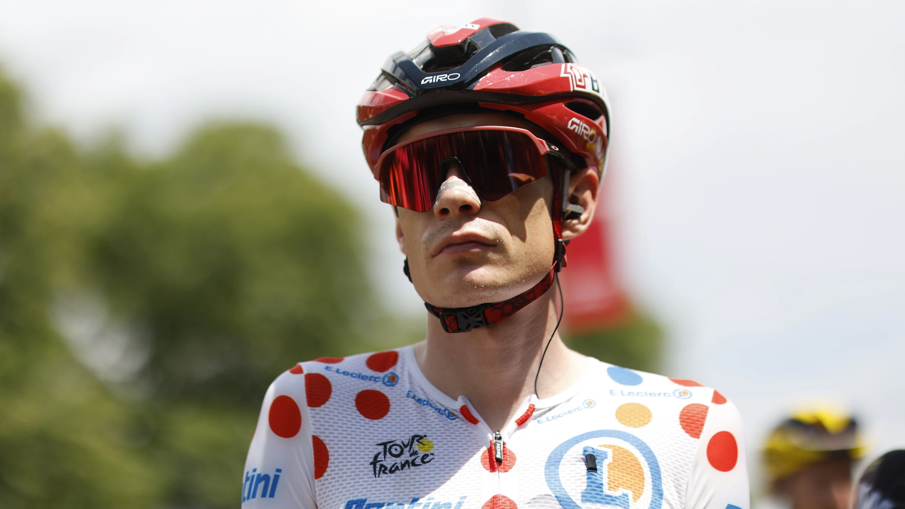 Sorpresa al Tour de France: Vingegaard cade ed è costretto a dare forfait