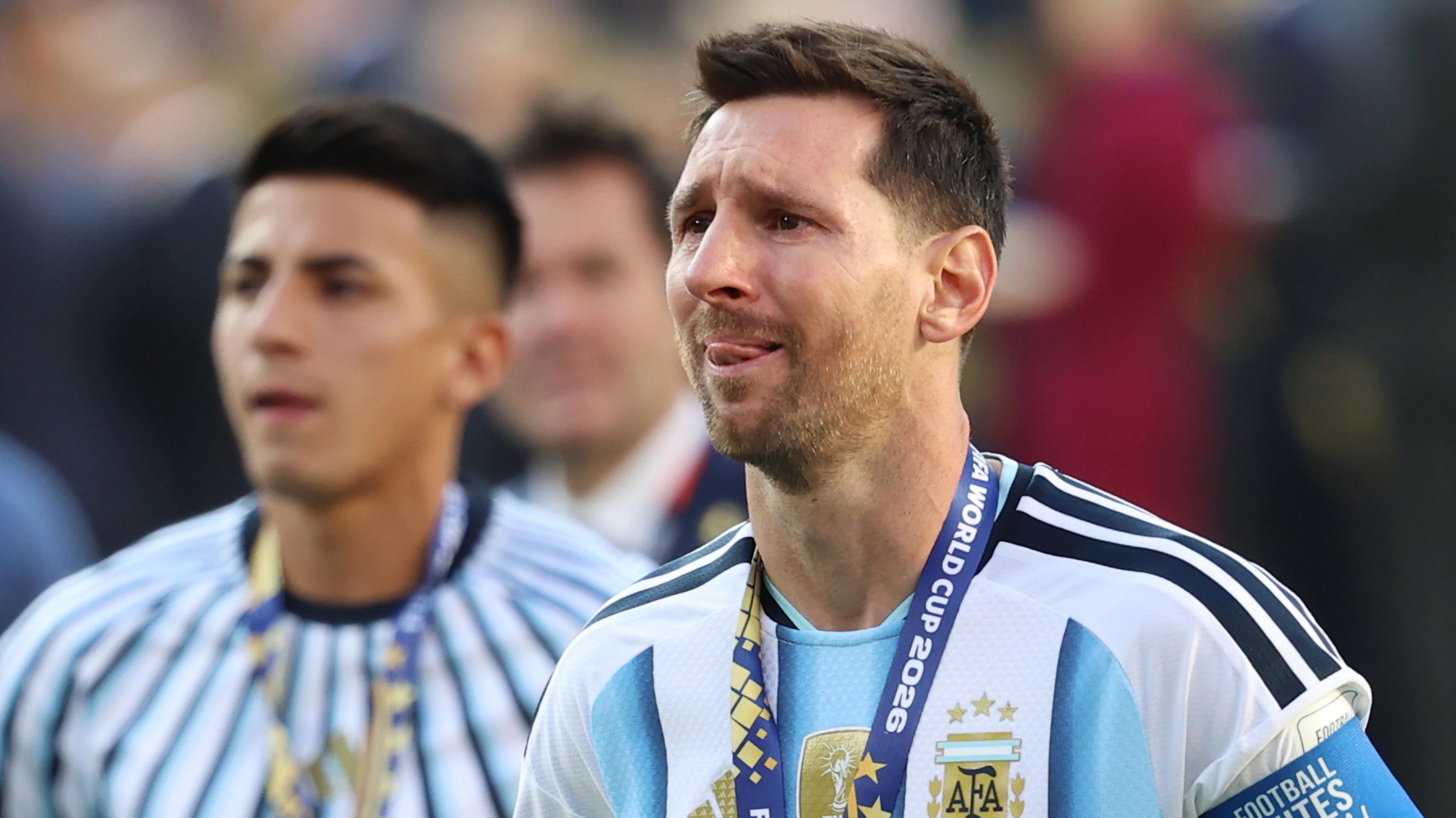 Spaniens Weltmeister lassen Messi weinen – und Trump schleicht sich aufs Pokal-Foto