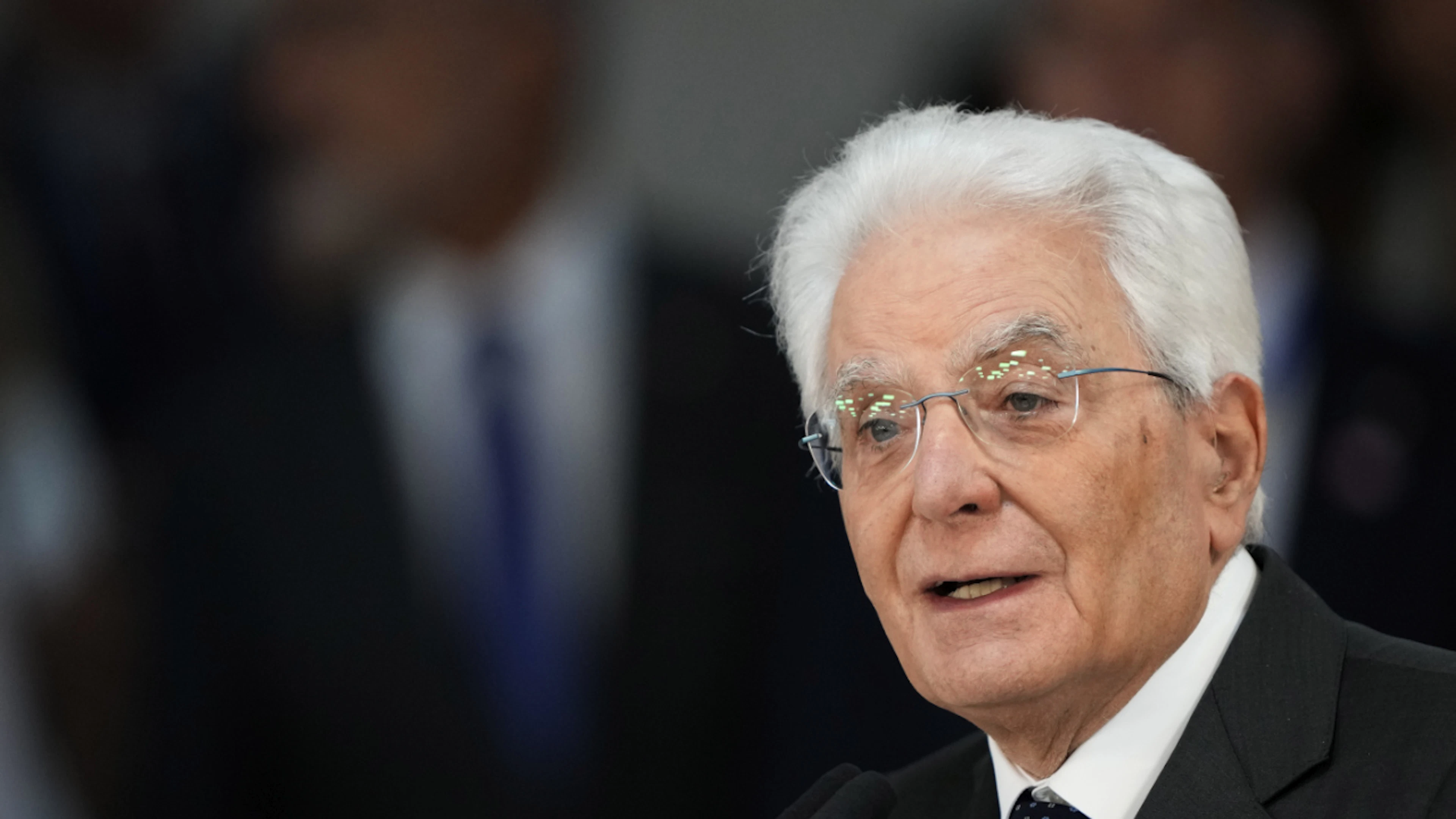 Cambia la strategia per la grazia di Mario Roggero, il gioielliere che uccise due rapinatori