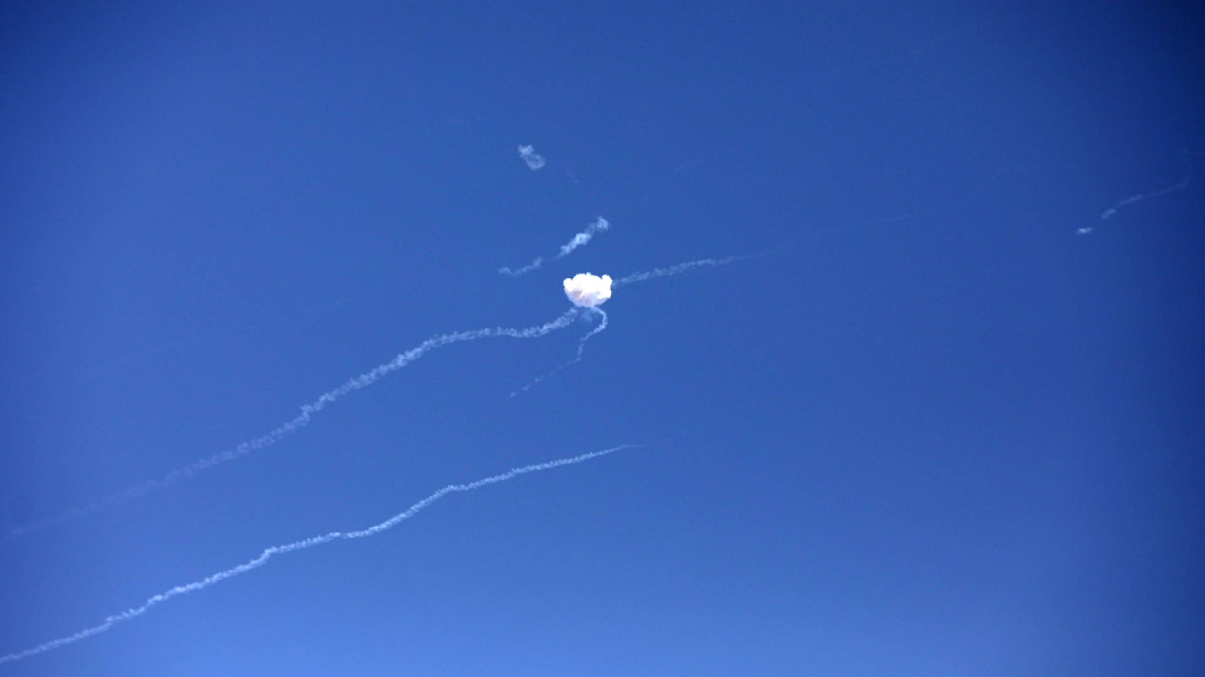 ARCHIVE – The Qatari Armed Forces repel a missile attack. Photo: Stringer/dpa