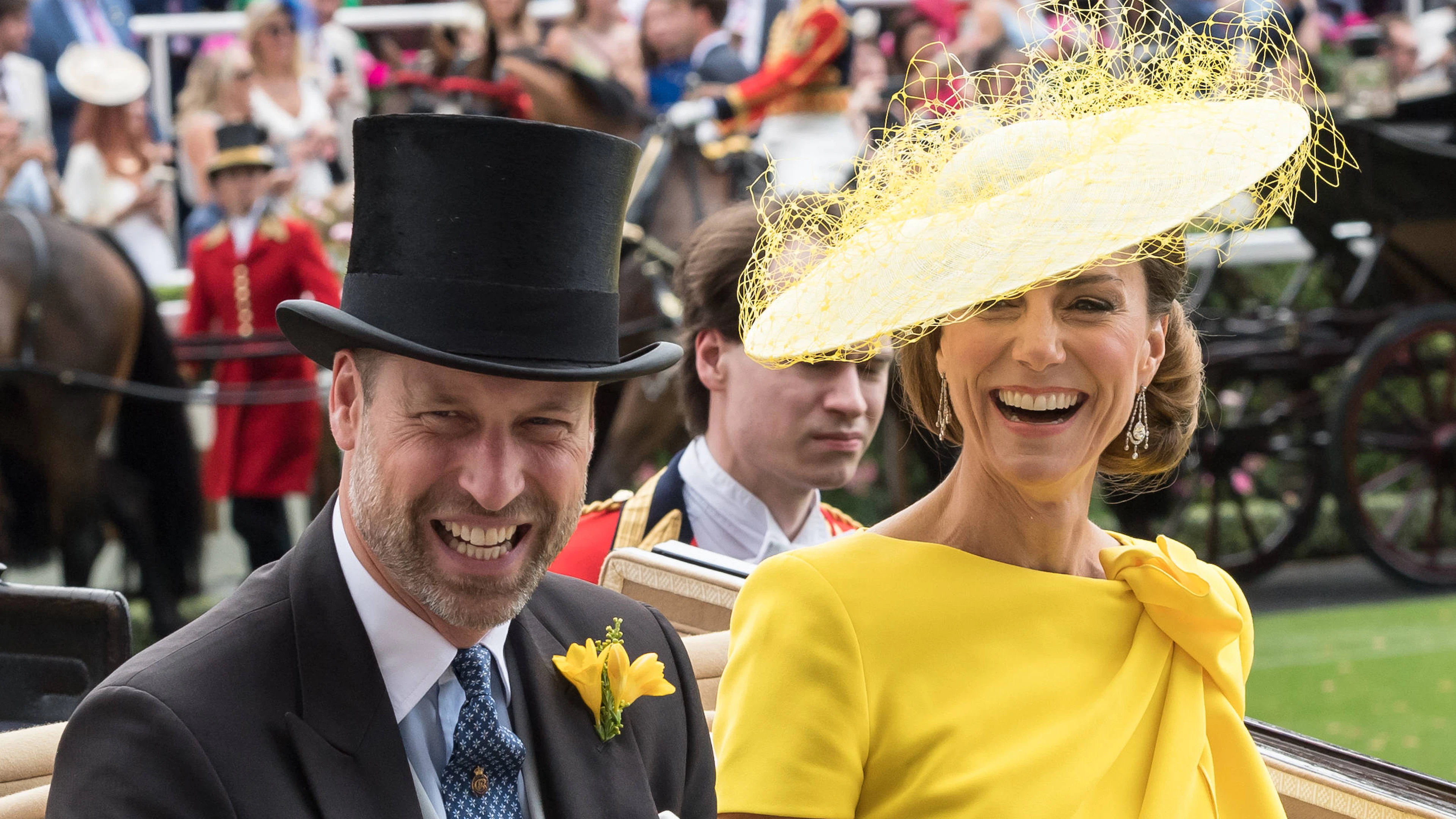 Buckingham Palace come una soap: nasce un nuovo amore sotto gli occhi di William e Kate