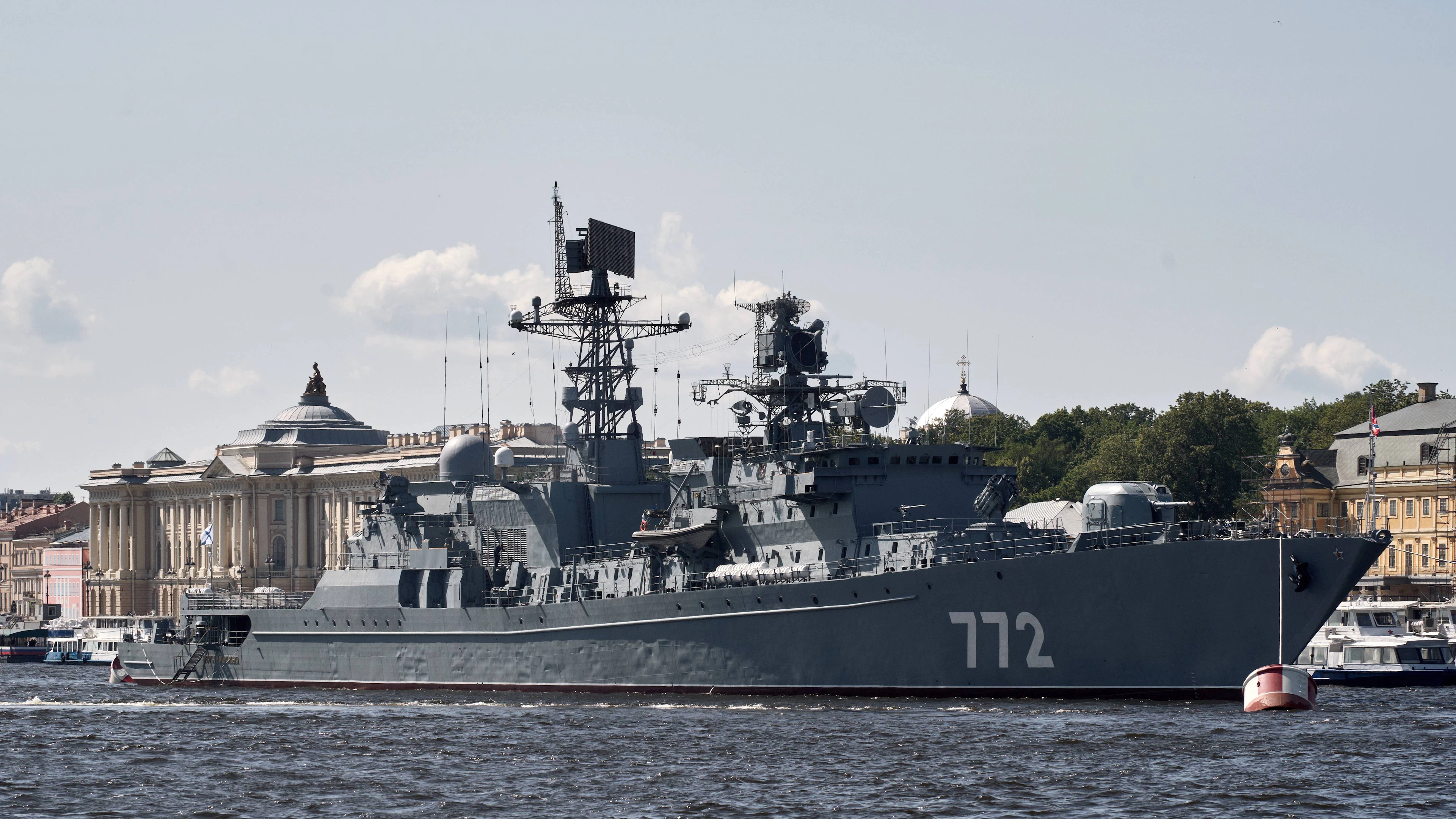 Russisches Kriegsschiff schiesst vor britischer Küste mit scharfer Munition