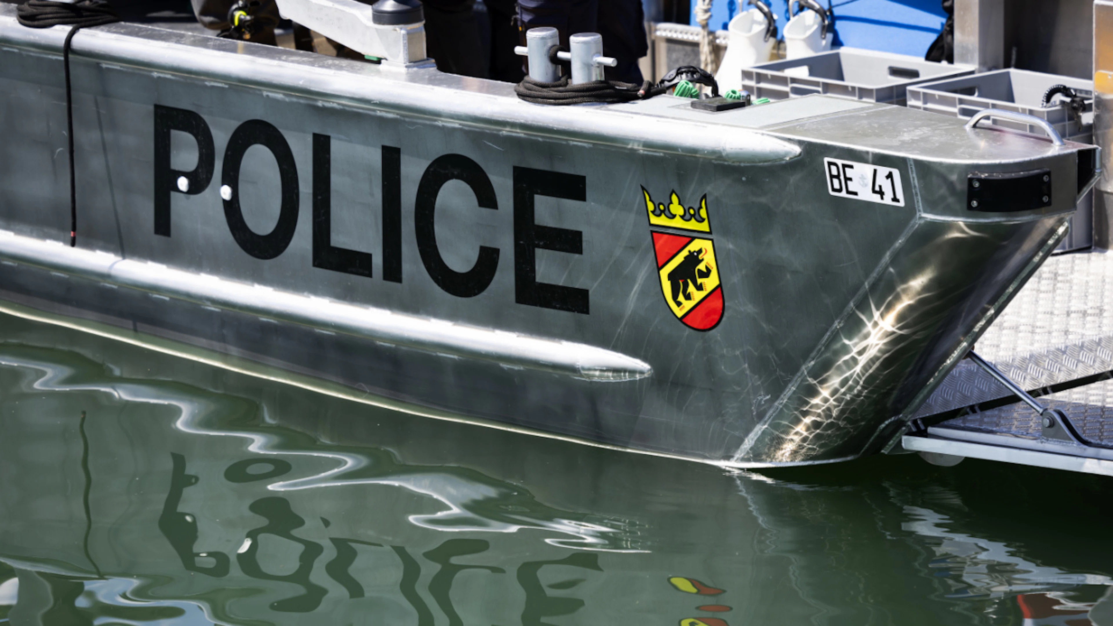 A swimmer who had been missing since Tuesday in the Aare River near Interlaken, Bern, was found dead on Sunday. (Featured image)