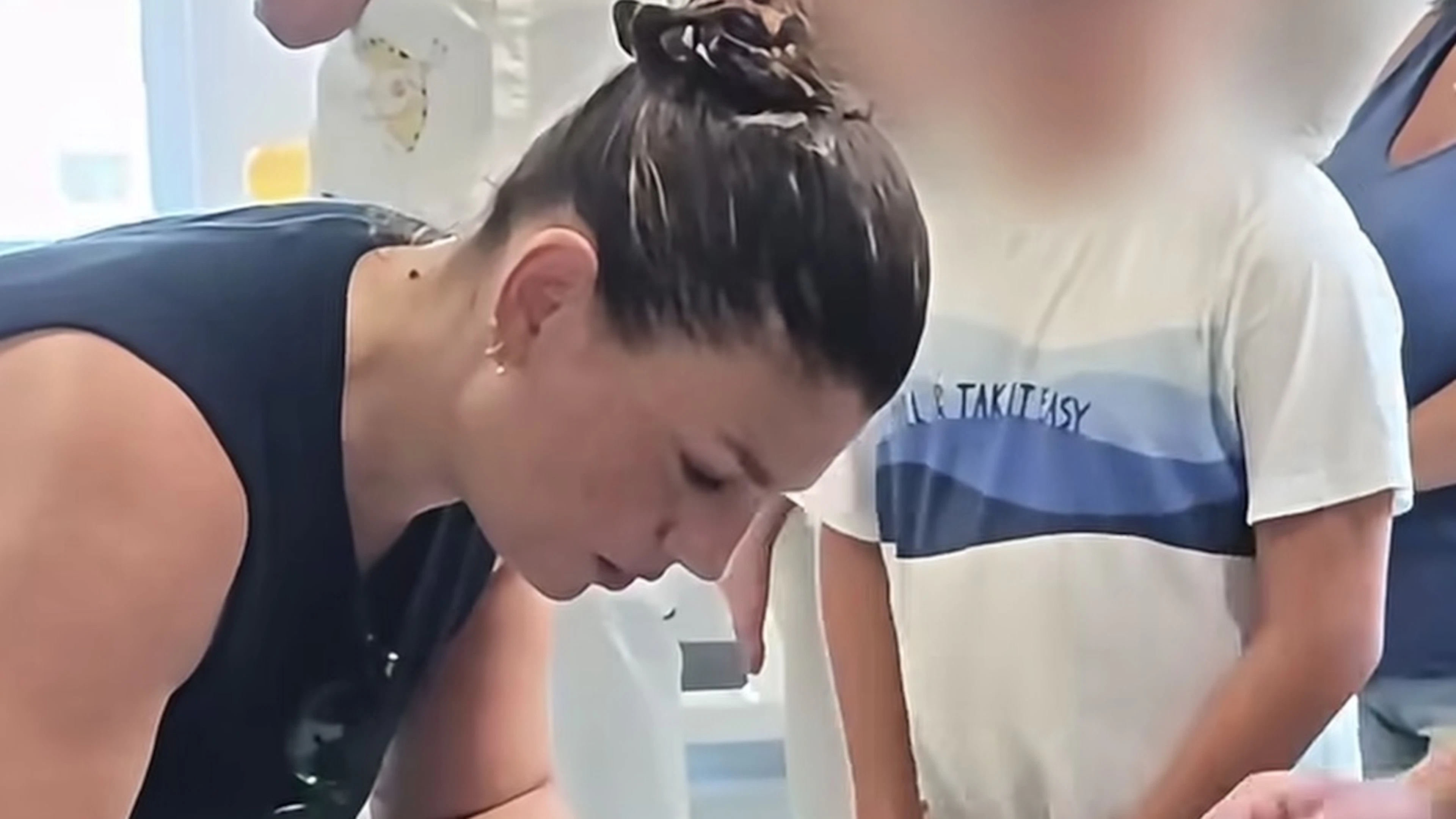 «Il concerto più importante»: Emma fa visita ai bambini in ospedale prima del suo live