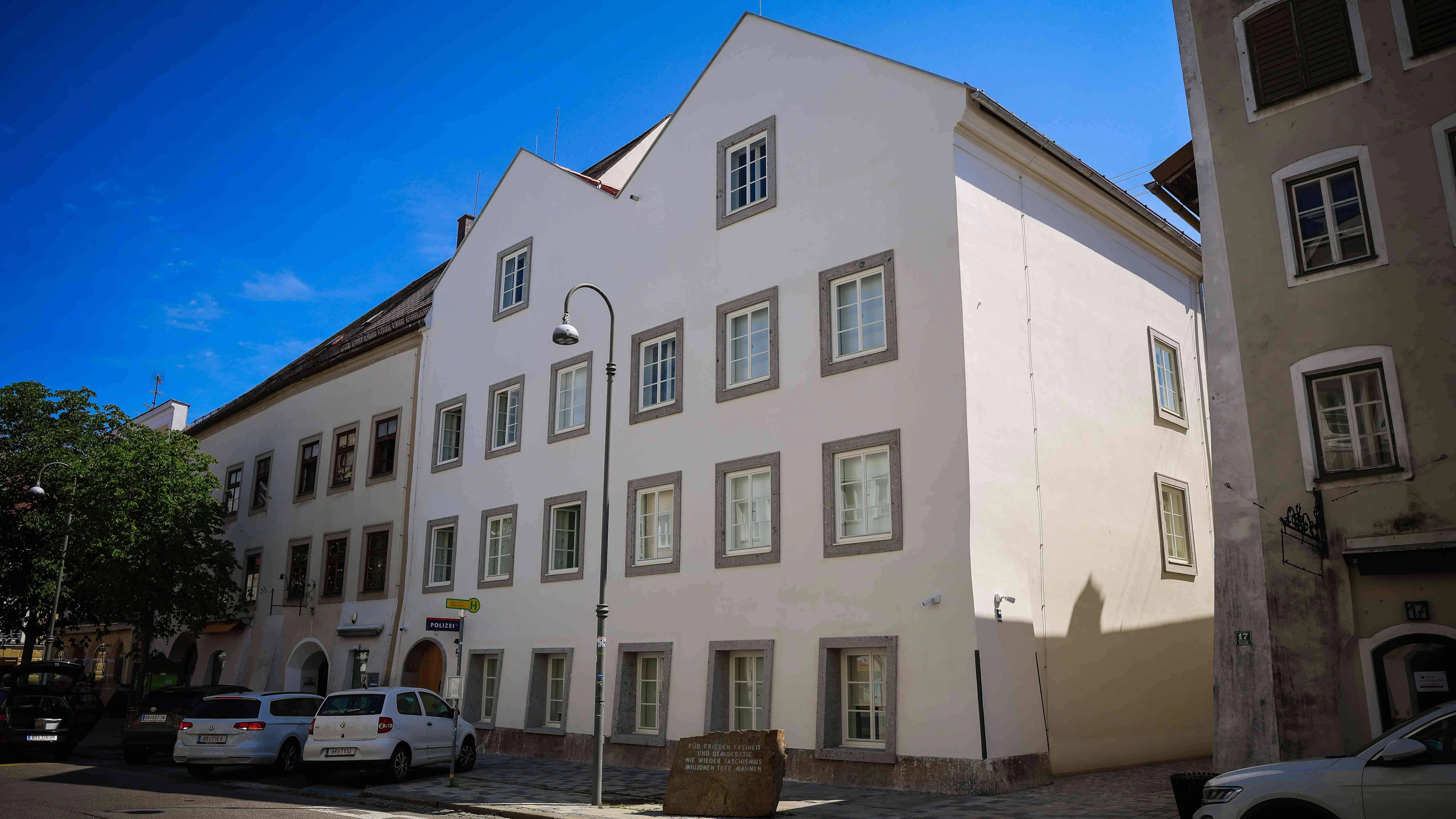 Hitlers Geburtshaus ist nun eine Polizeistation