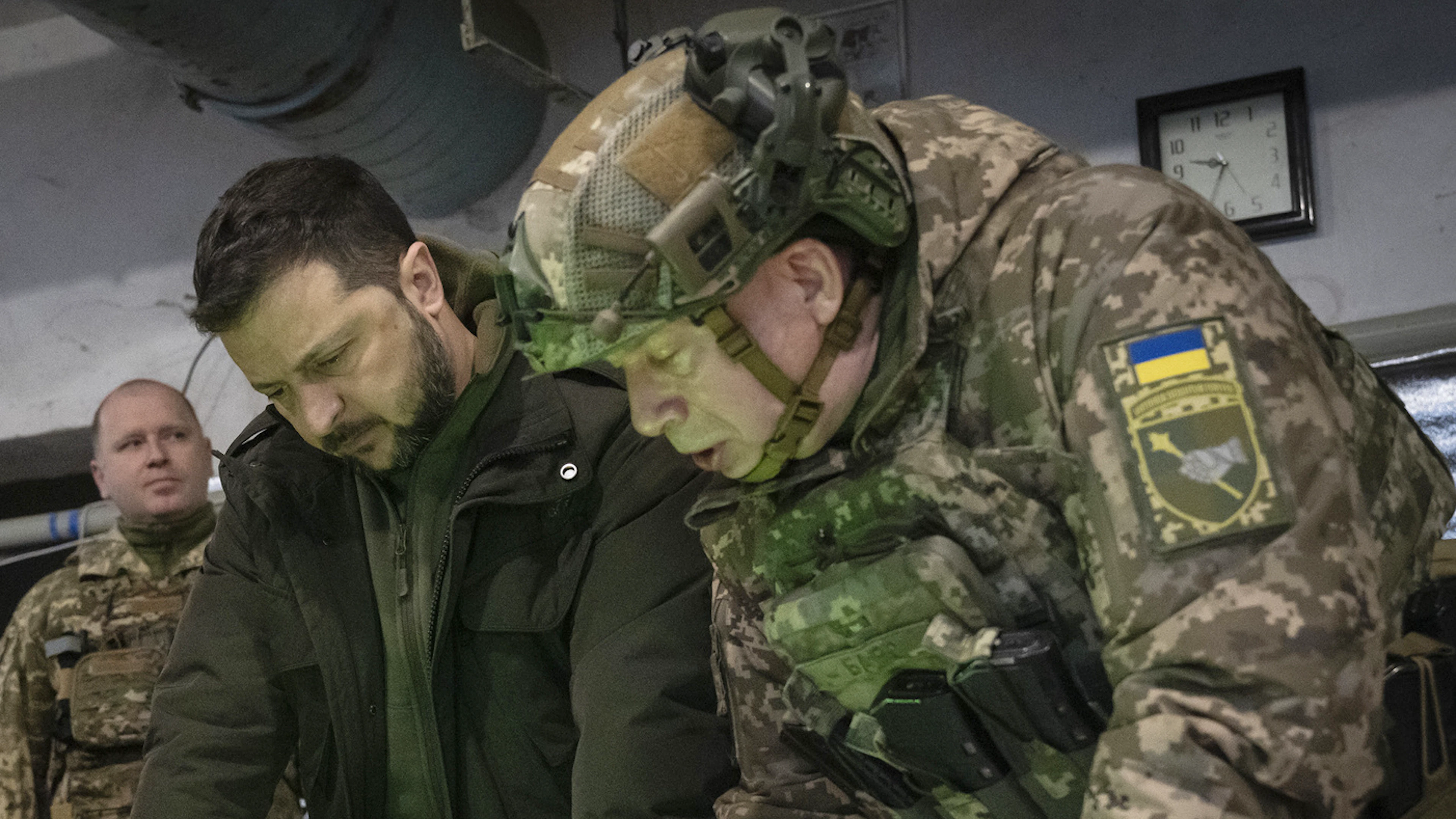 Ecarté, un commandant ukrainien se retrouve sous le feu des critiques