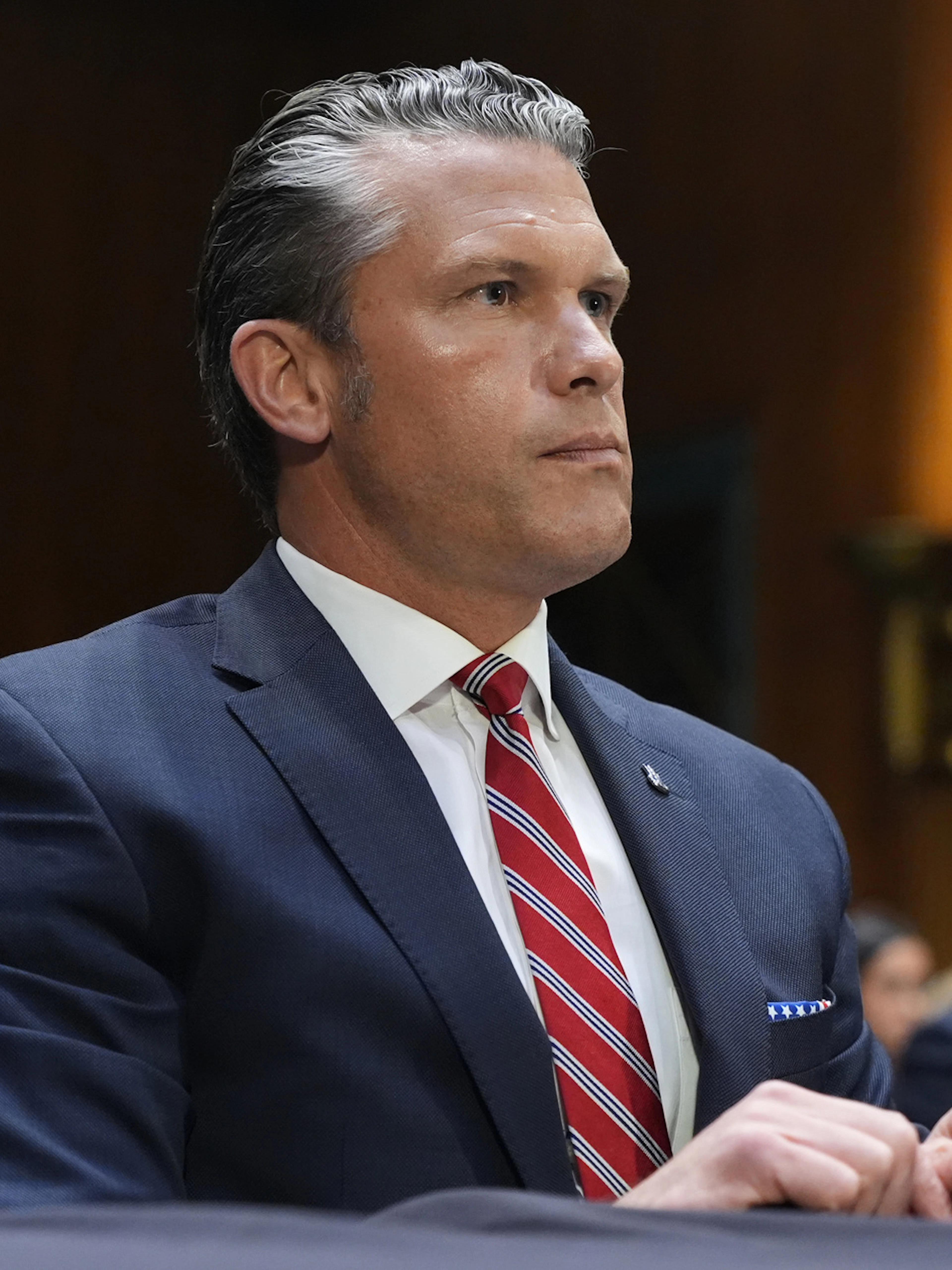 Heftiger Schlagabtausch im Senat – Hegseth streitet wegen Irankrieg
