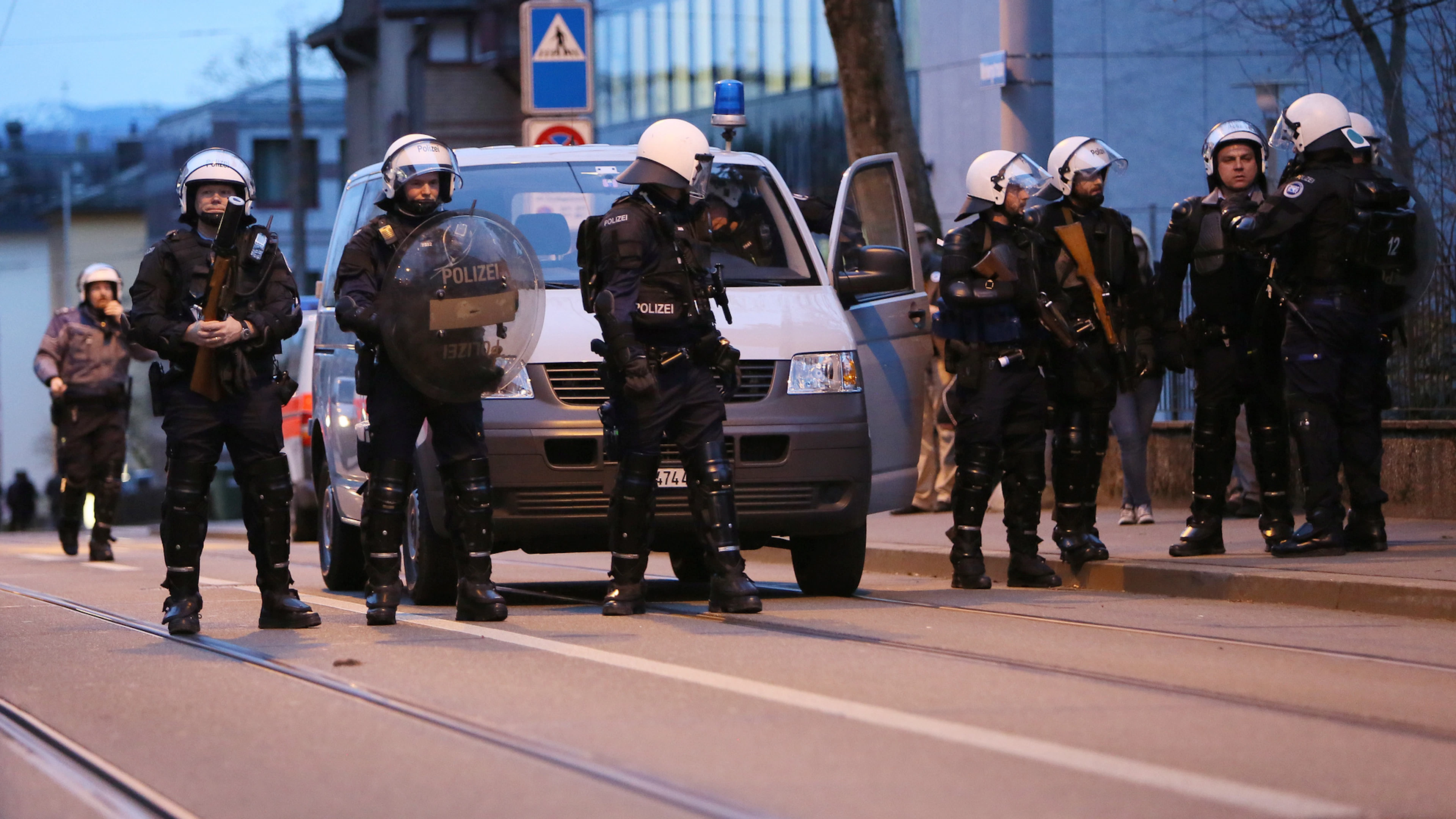 Espionnage et liaisons amoureuses avec des criminels : cette police municipale est sous pression
